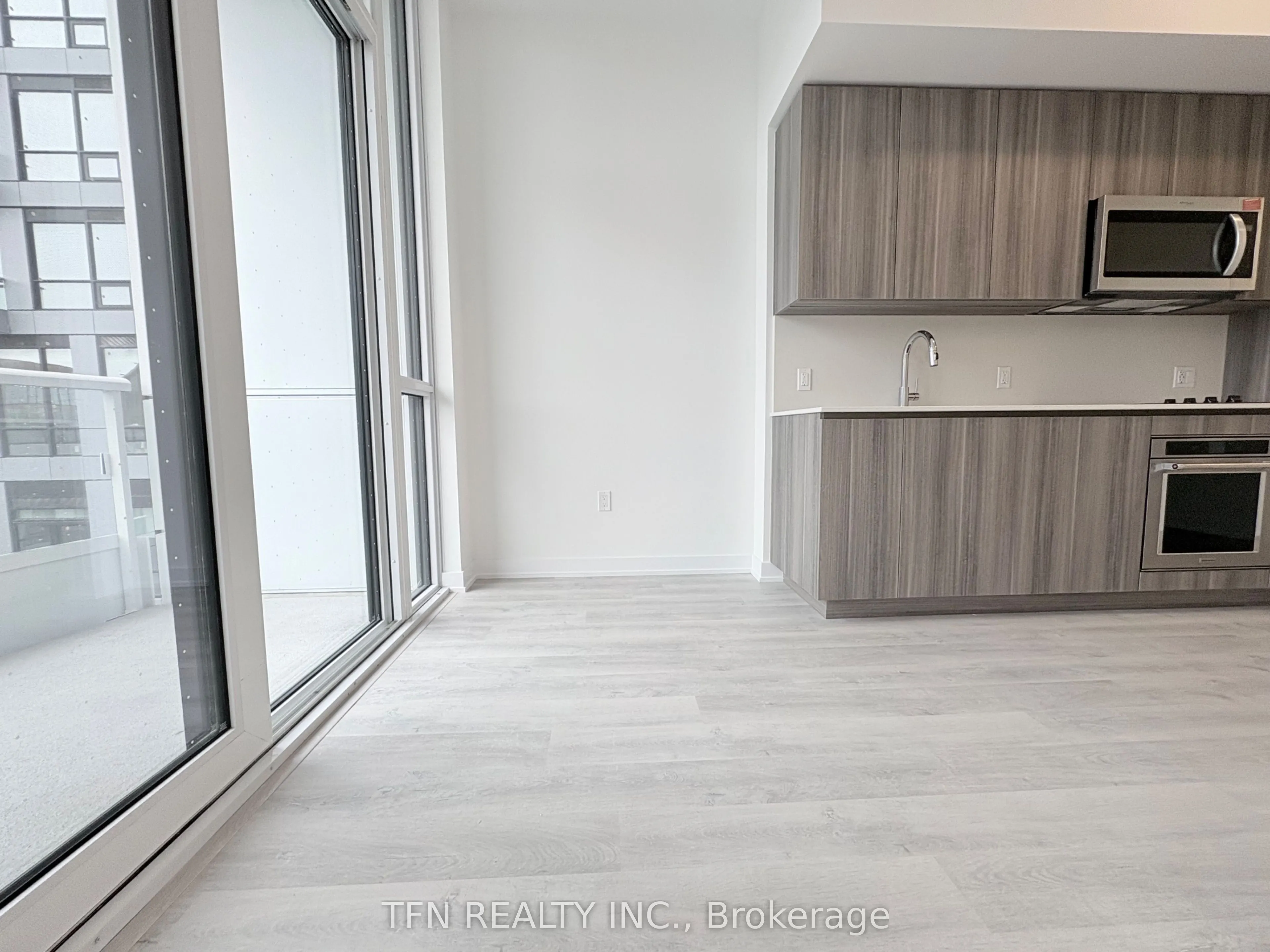 15 Richardson Street, #1207