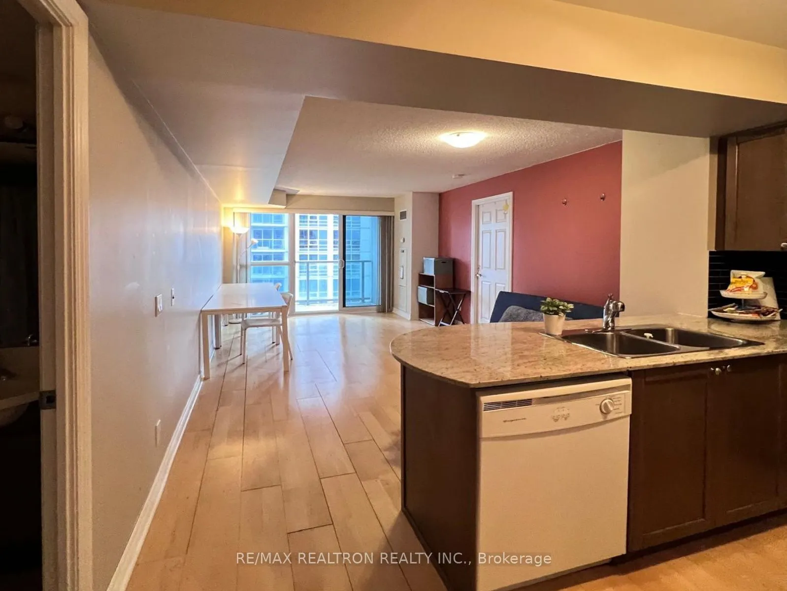 763 Bay Street, #2808