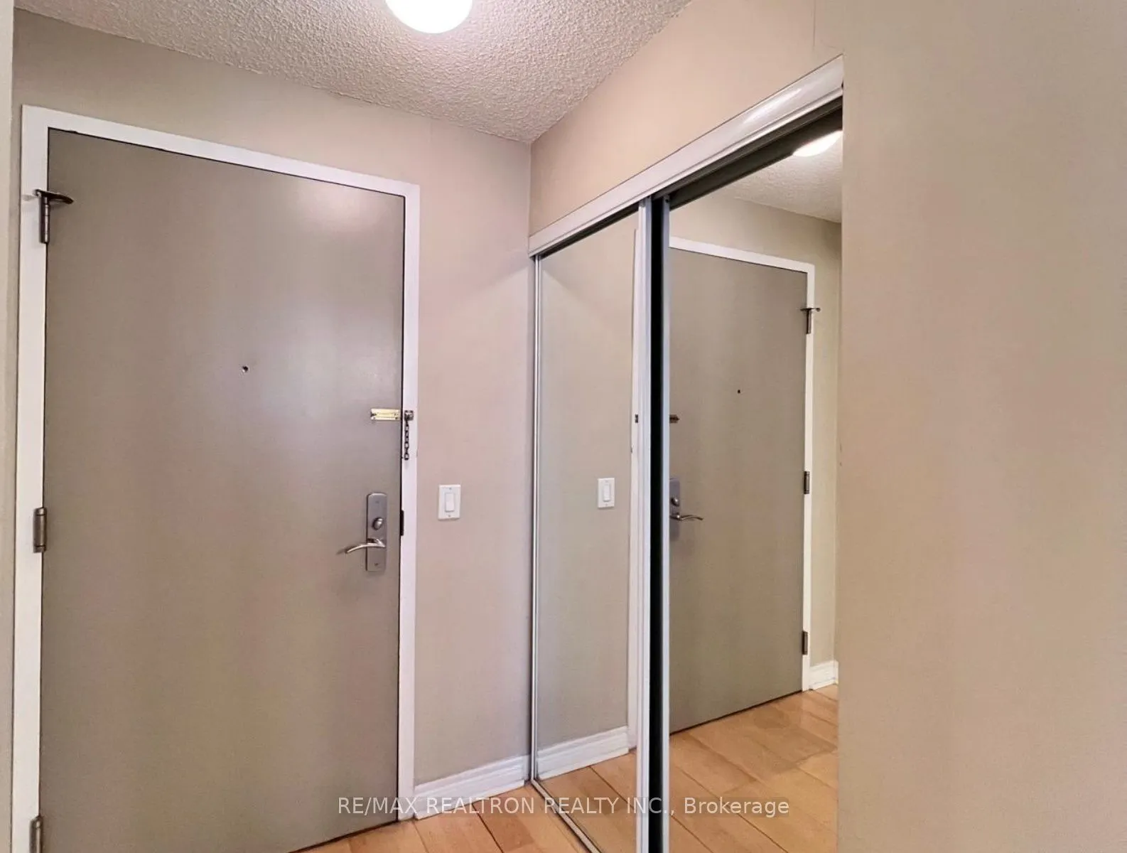 763 Bay Street, #2808