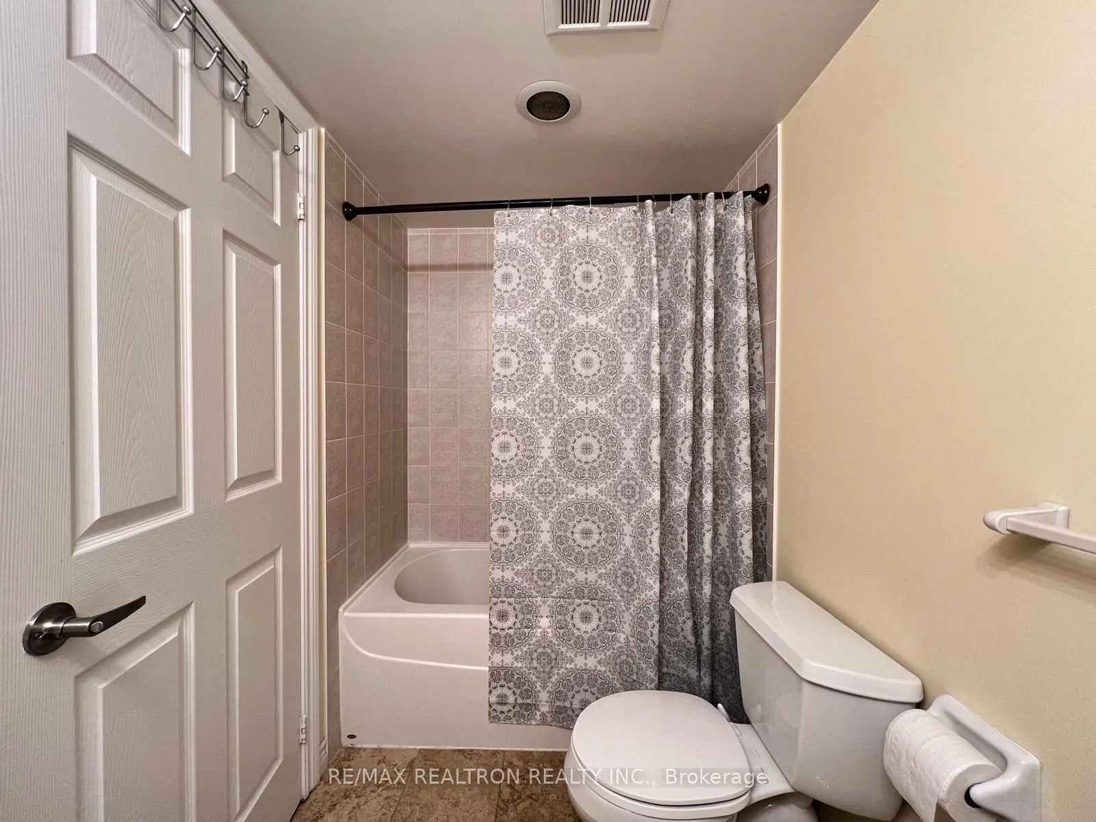 763 Bay Street, #2808