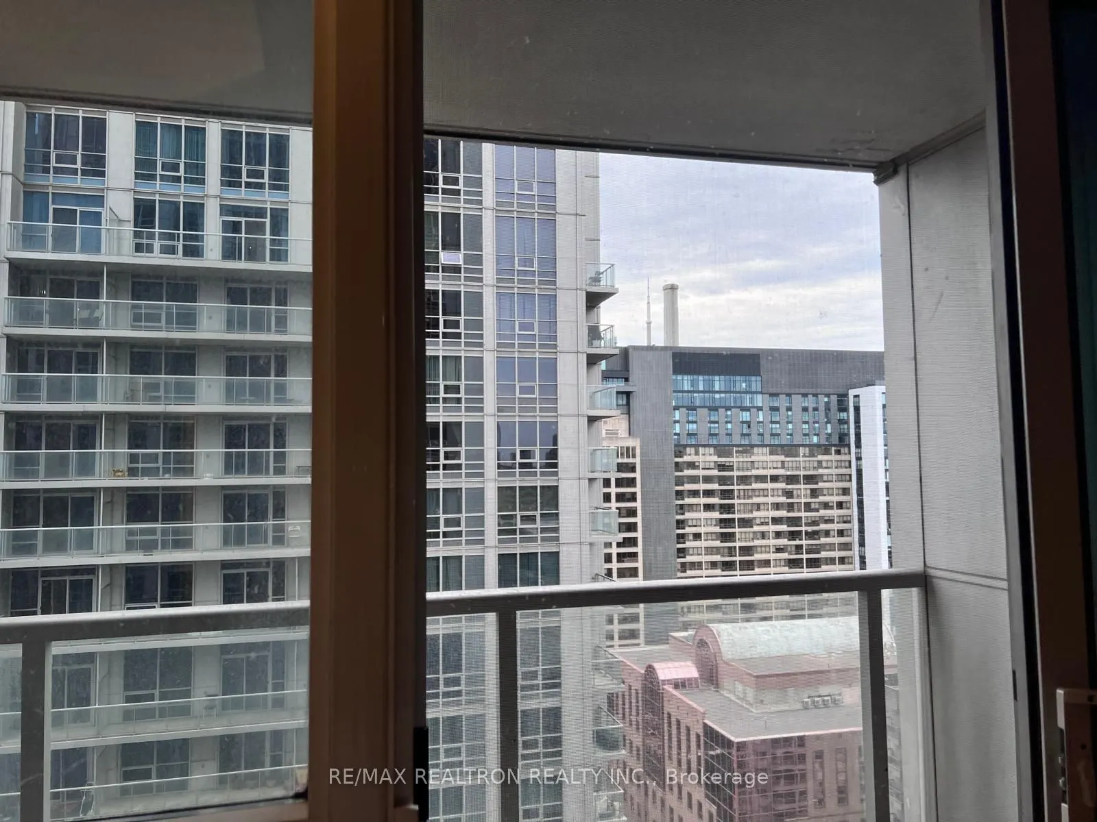 763 Bay Street, #2808