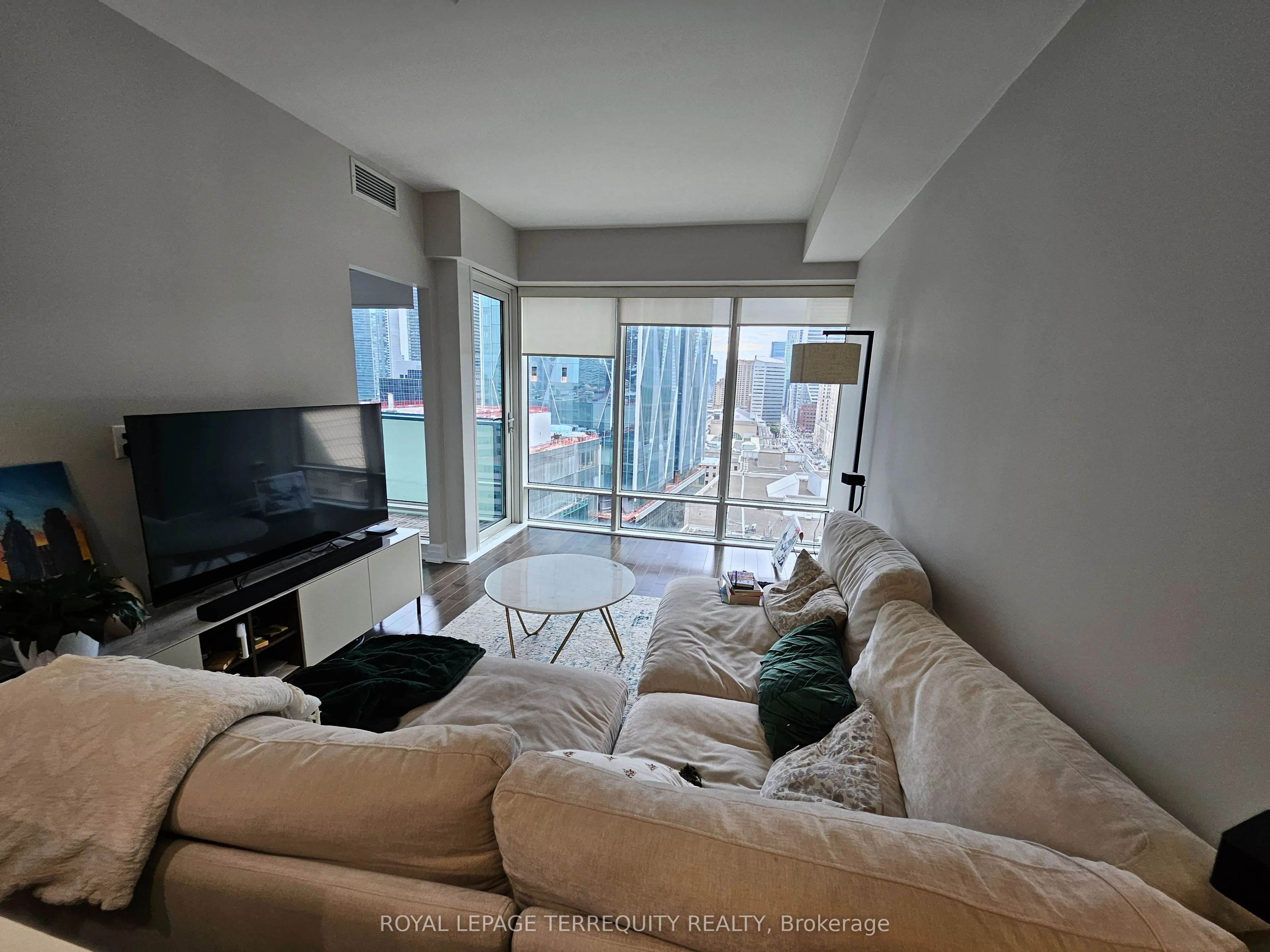 8 The Esplanade, #1704