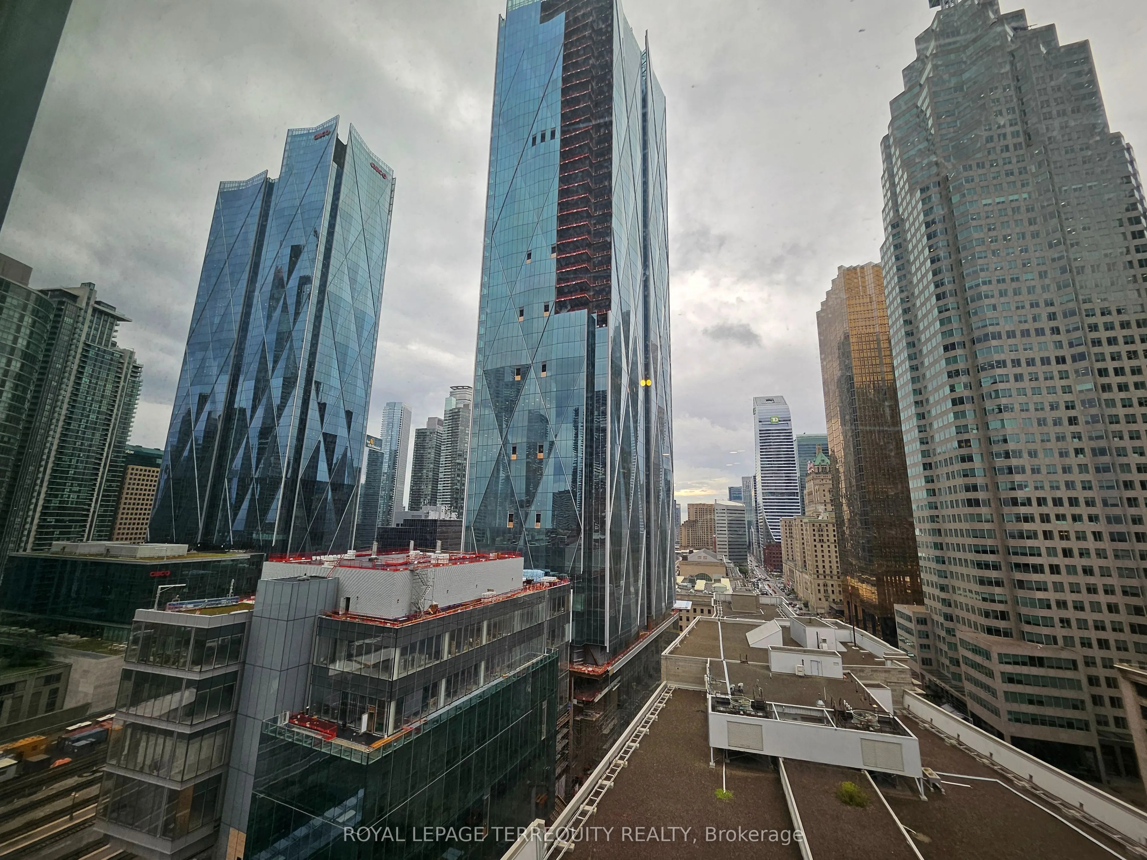 8 The Esplanade, #1704