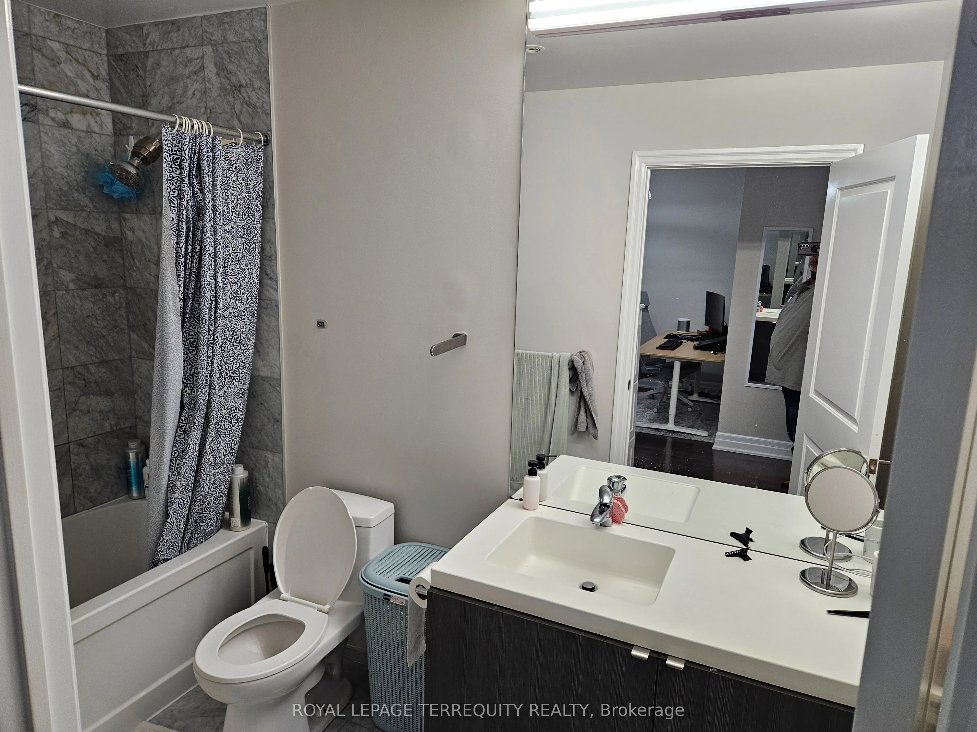 8 The Esplanade, #1704