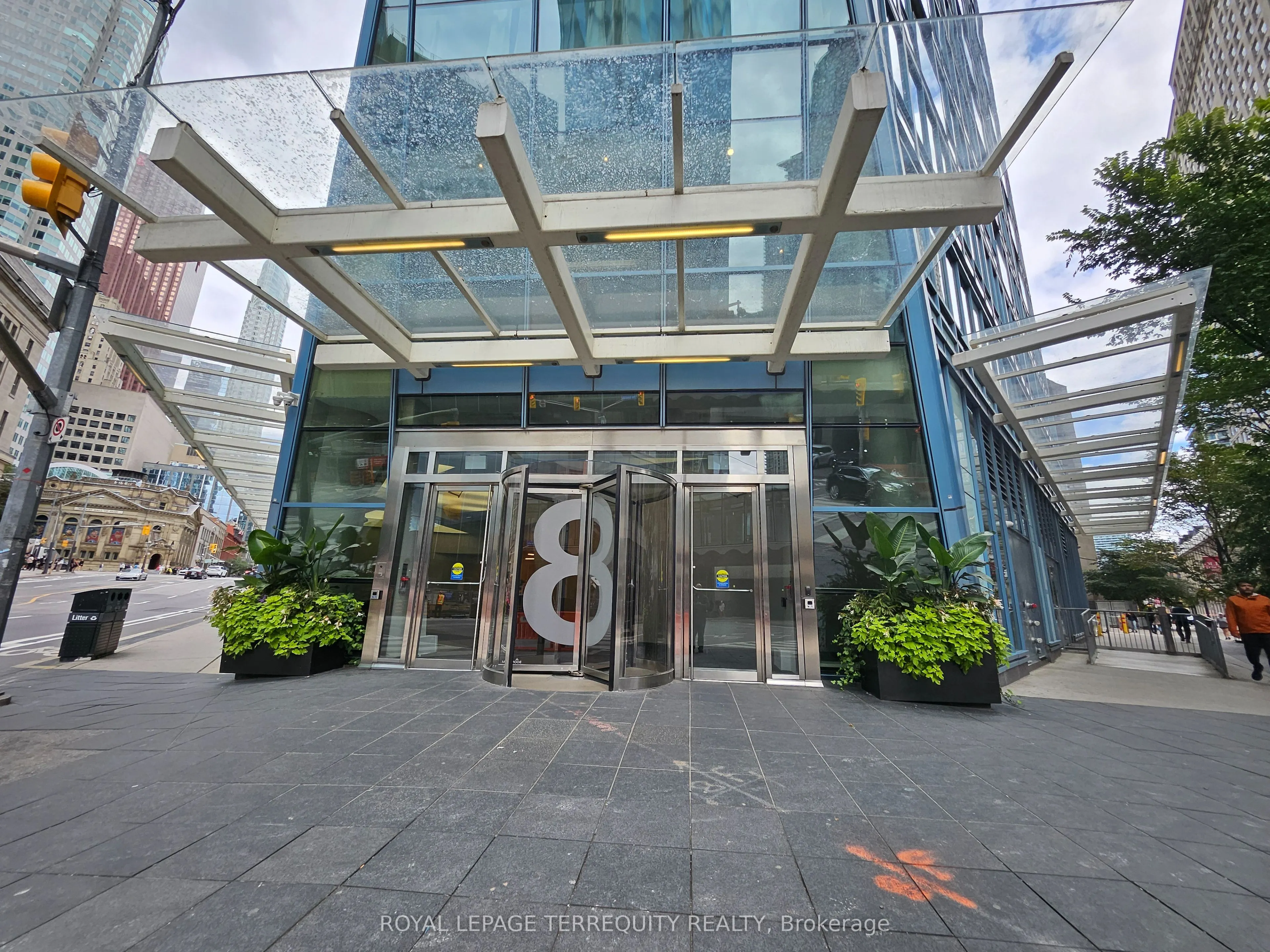 8 The Esplanade, #1704