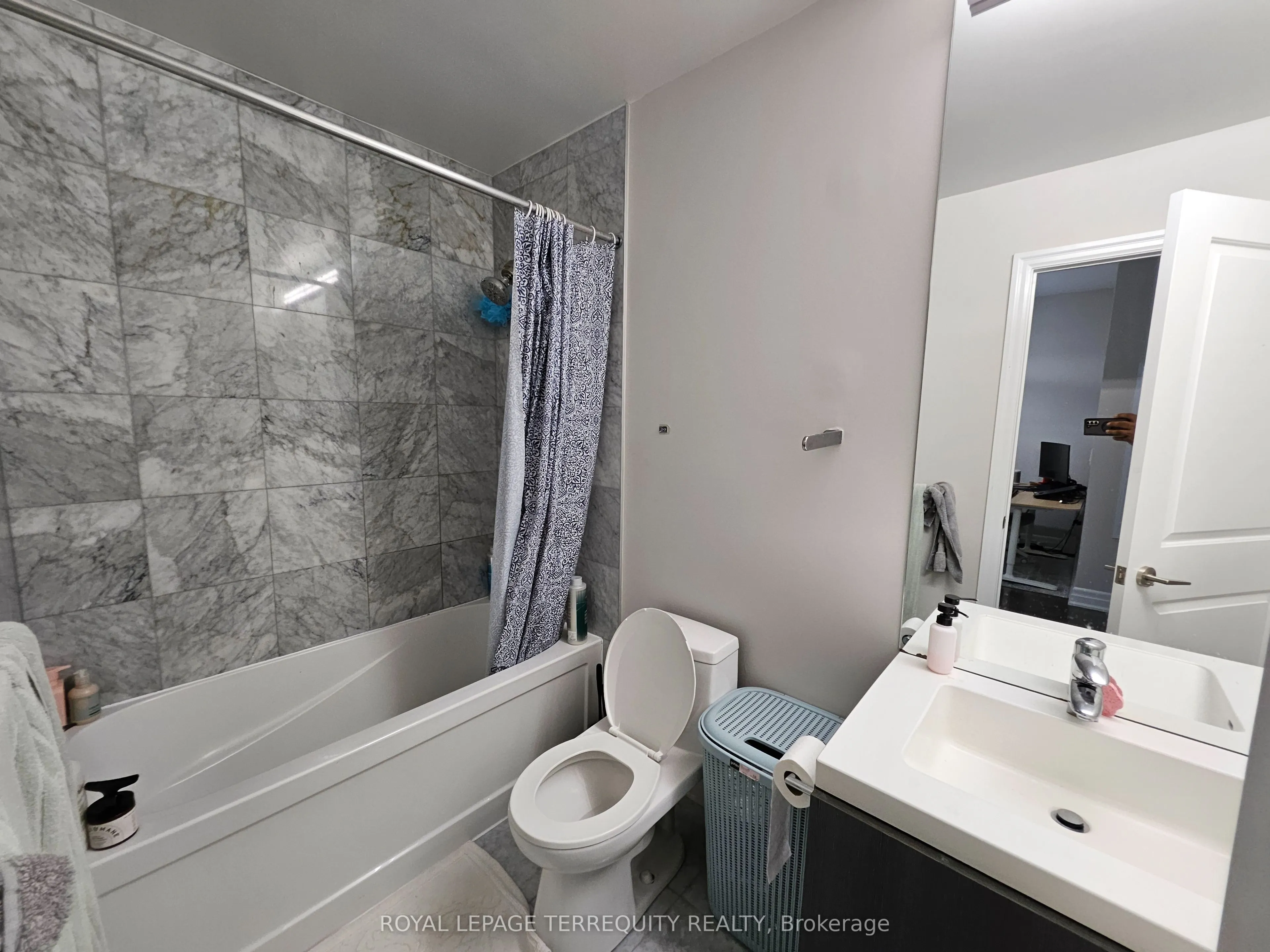 8 The Esplanade, #1704