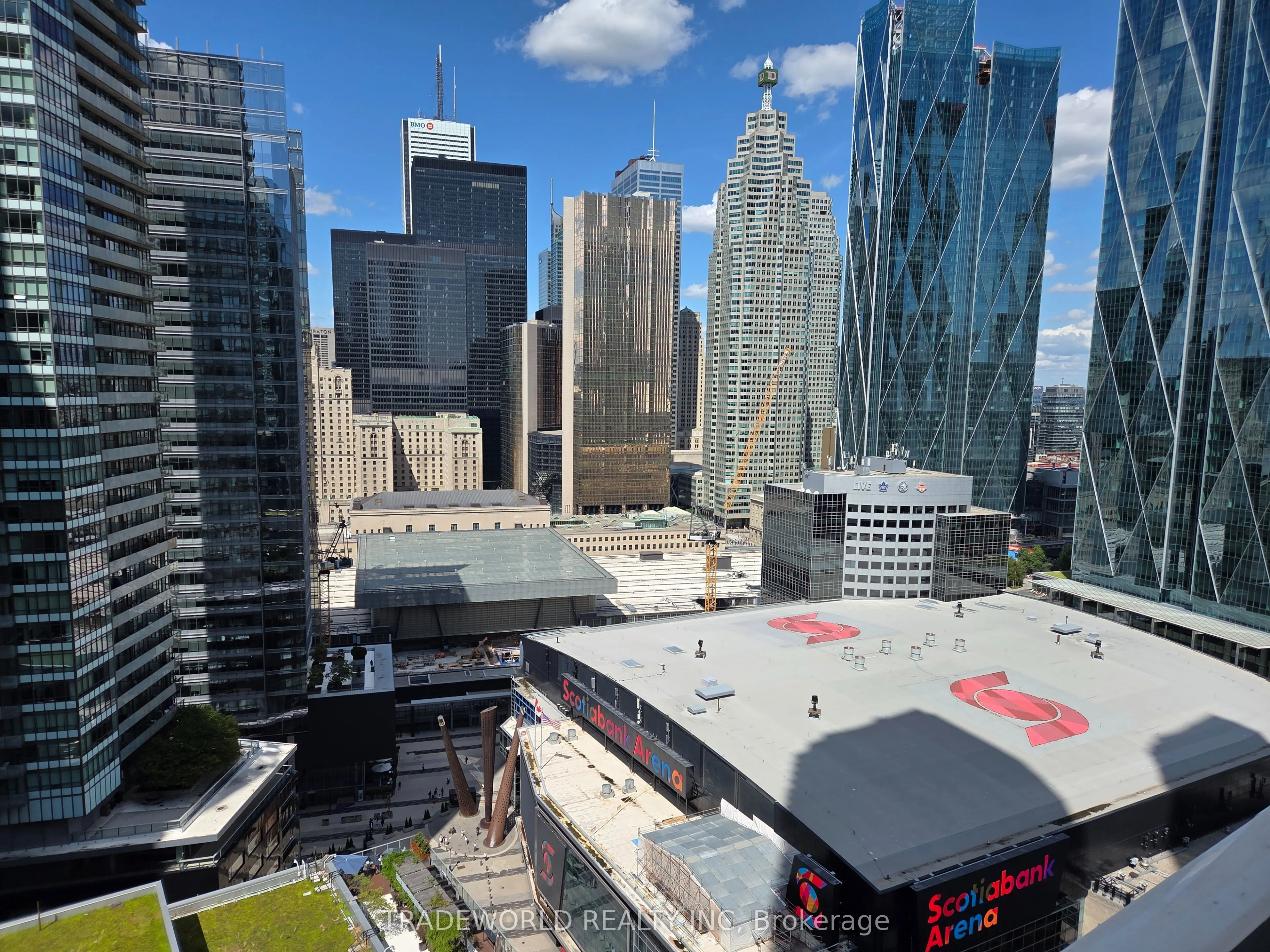 100 Harbour Street, #2703