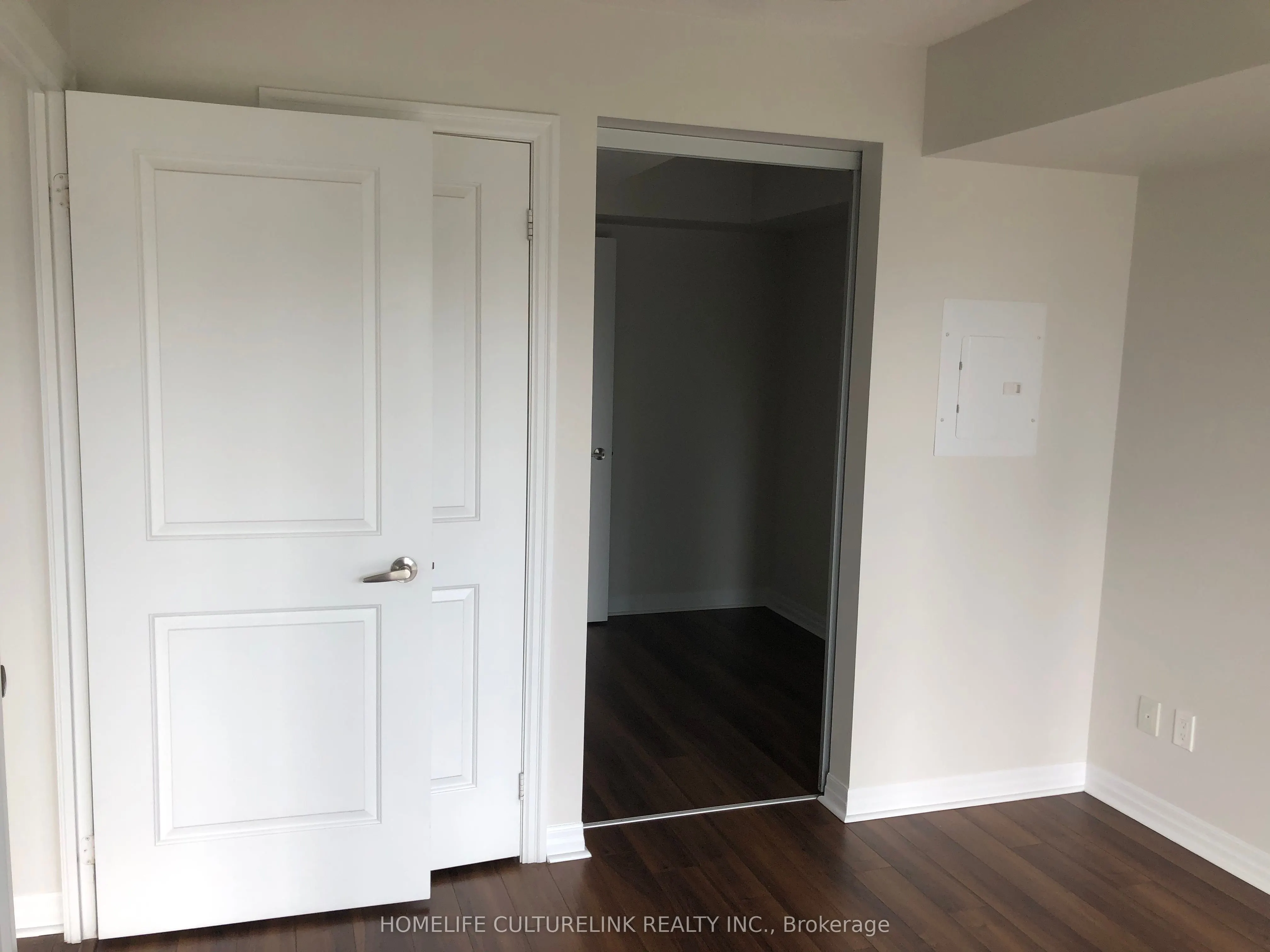 275 Yorkland Road, #211
