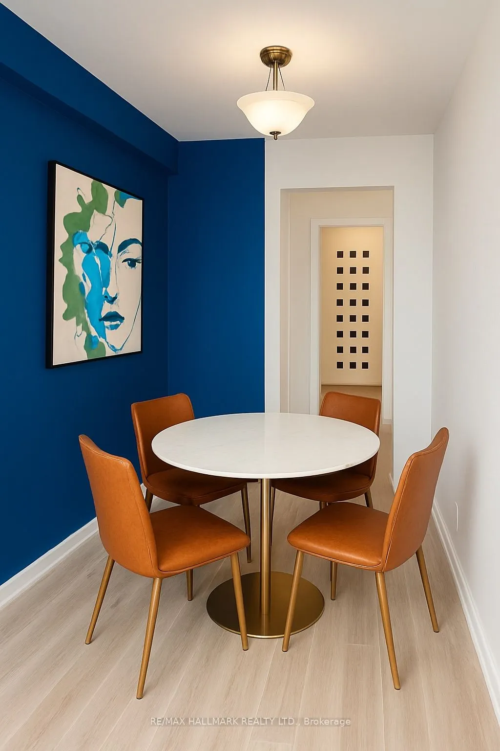 866 Bathurst Street, #Main