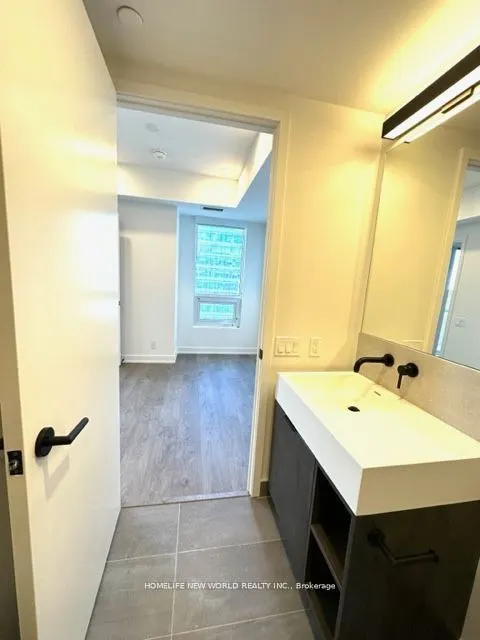108 Peter Street, #1521