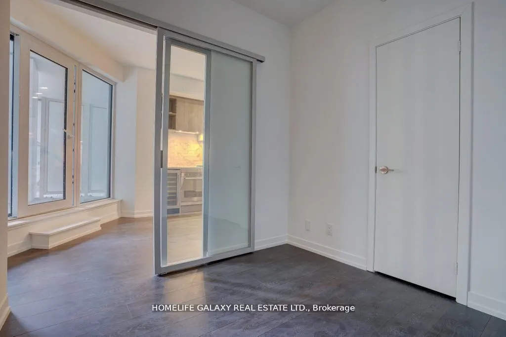 2020 Bathurst Street, #307