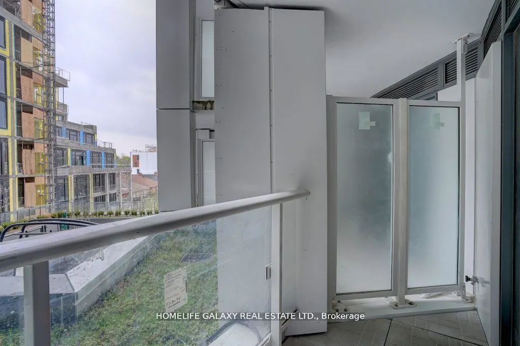 2020 Bathurst Street, #307