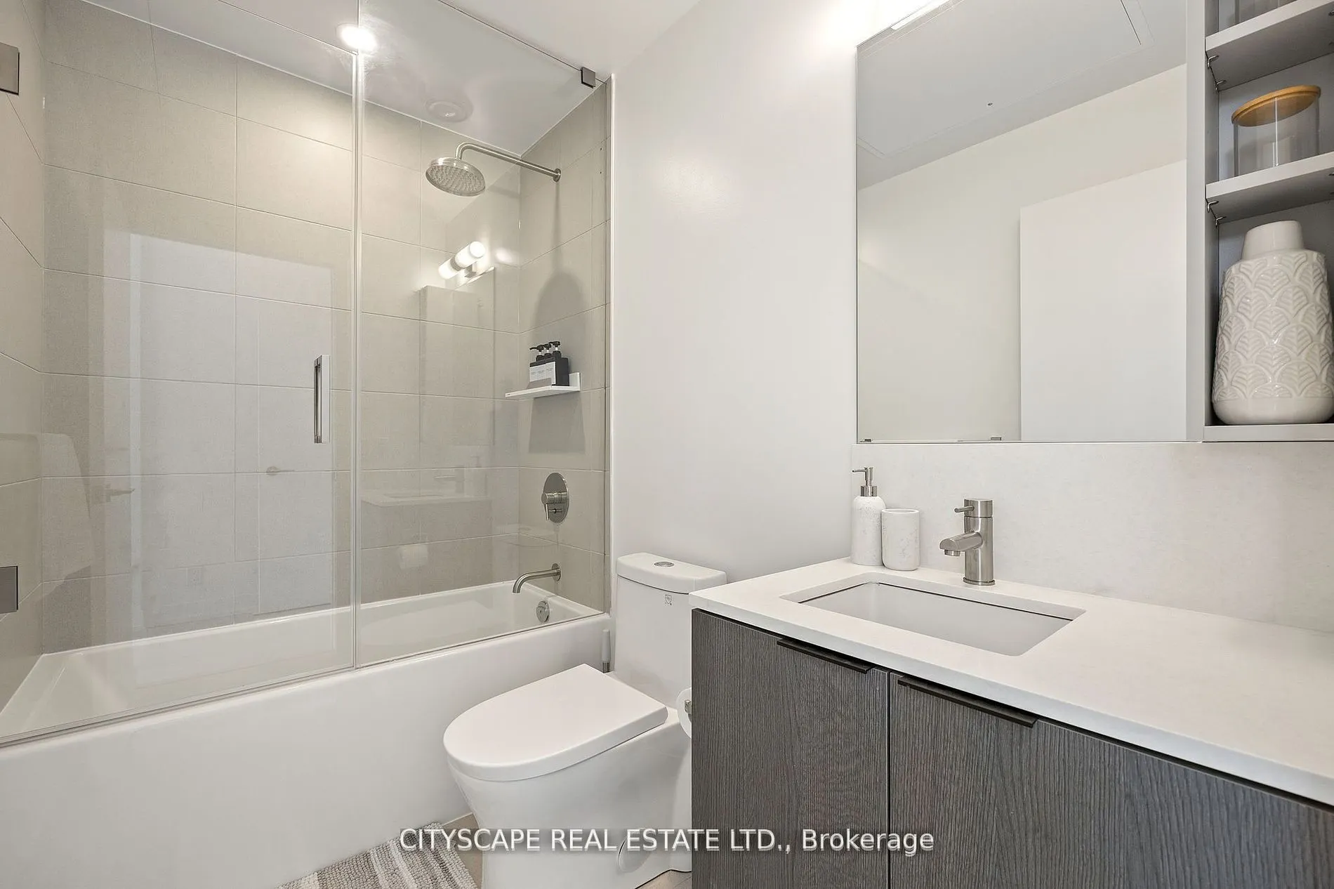 55 Mercer Street, #1802