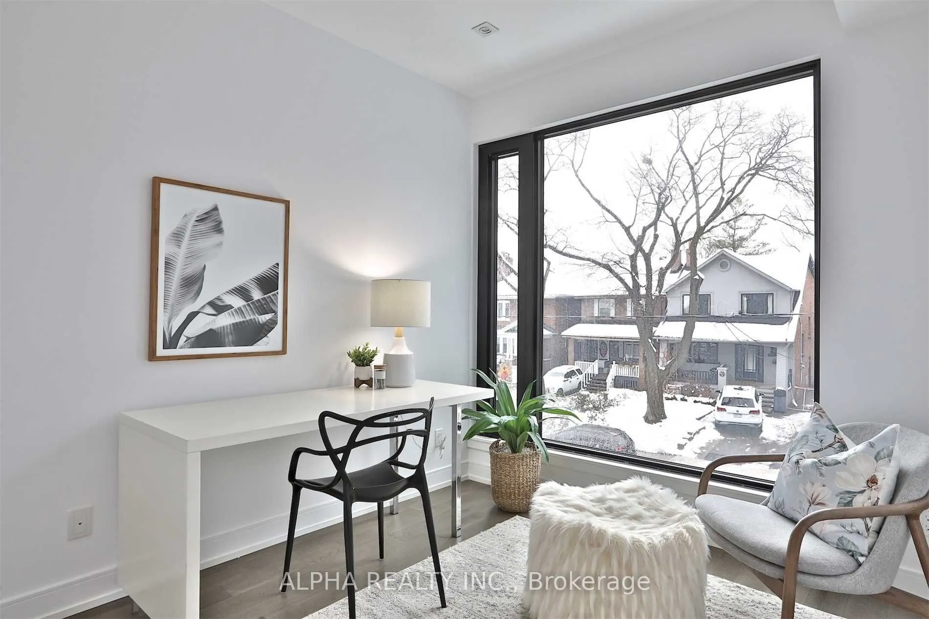 129 Roselawn Avenue