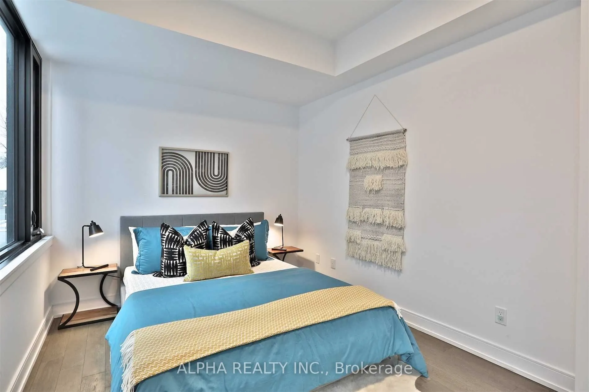 129 Roselawn Avenue