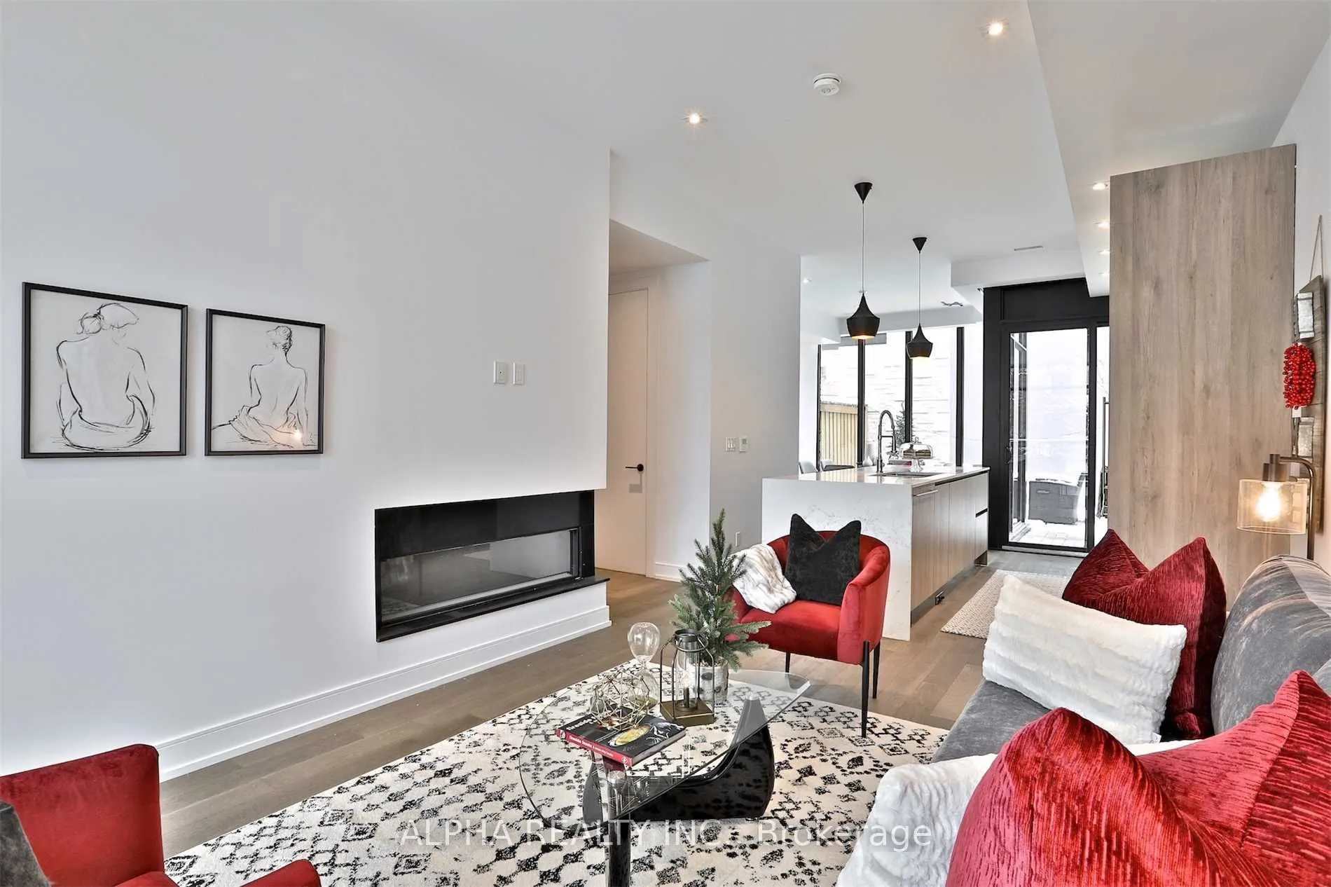 129 Roselawn Avenue