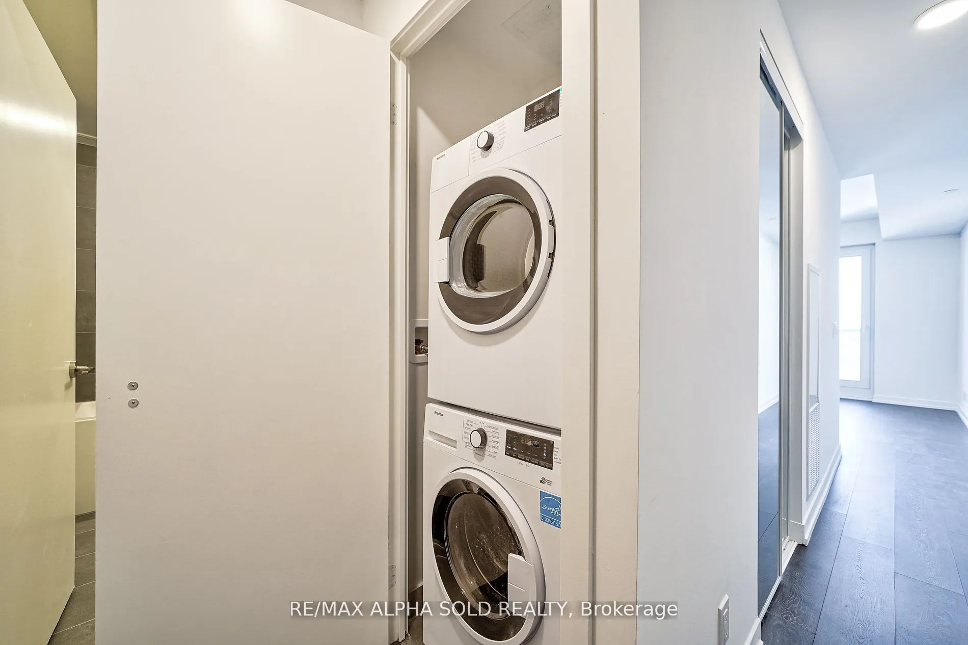 2020 Bathurst Street, #1108