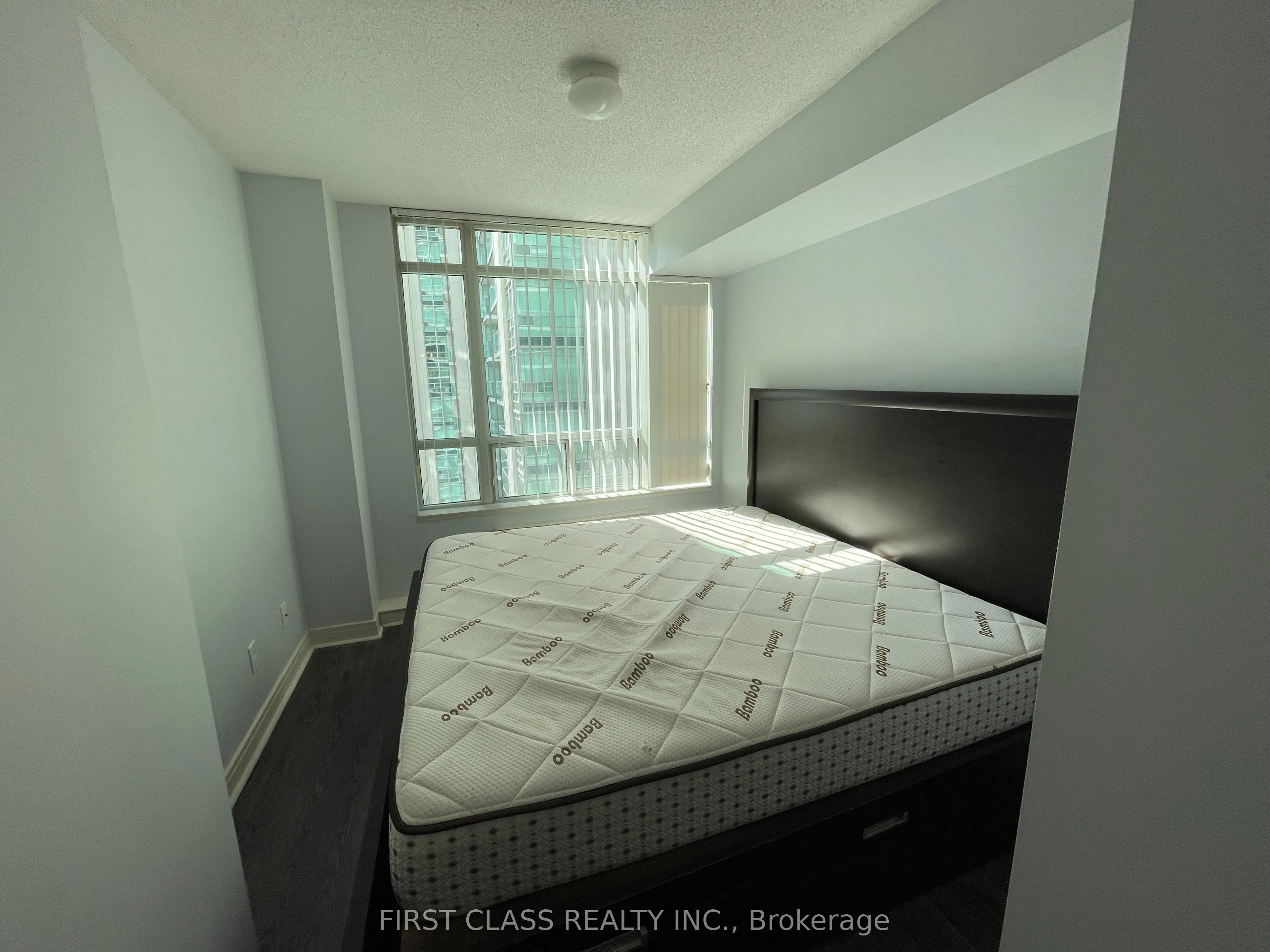 35 Bales Avenue, #1201
