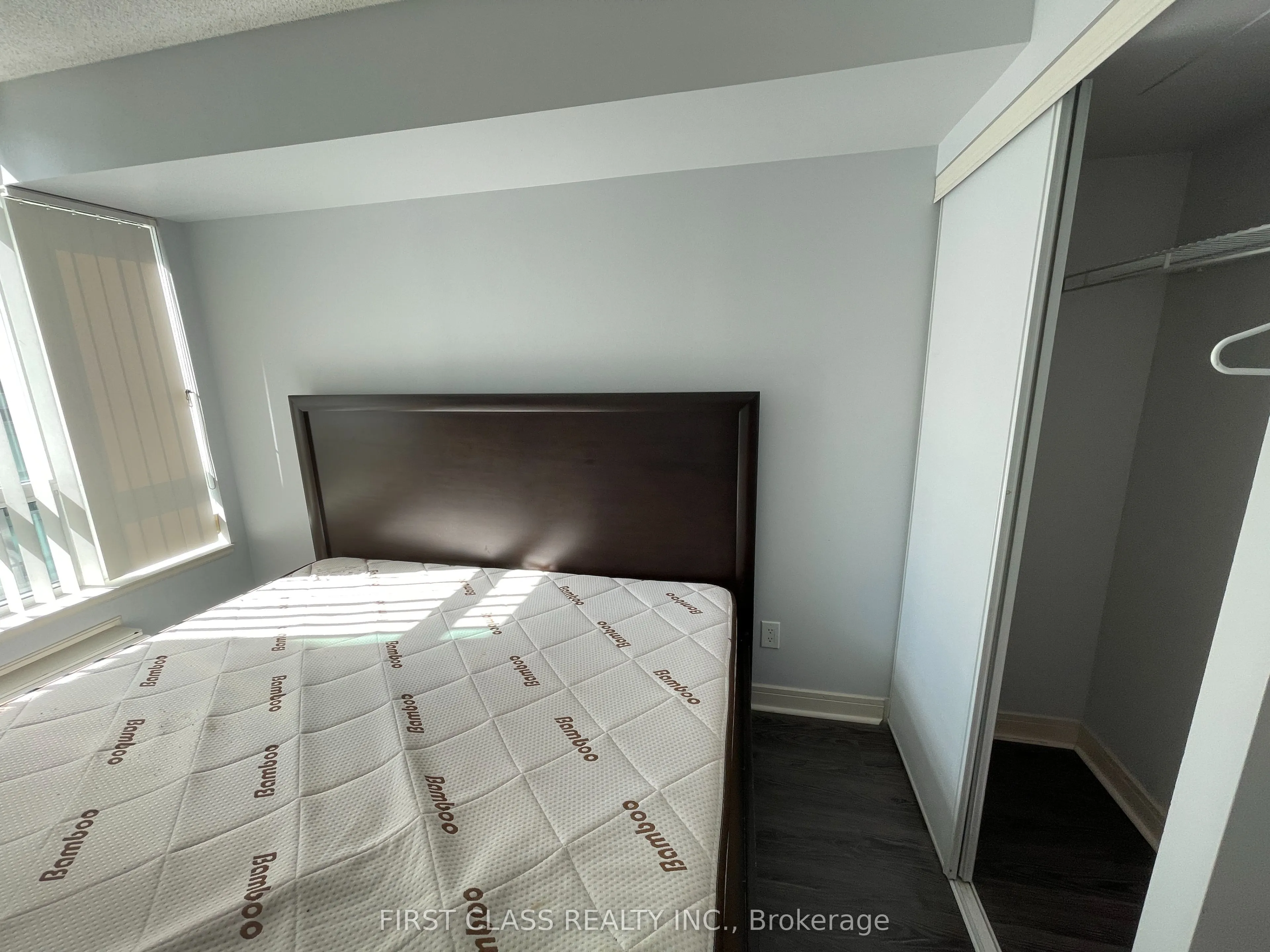 35 Bales Avenue, #1201