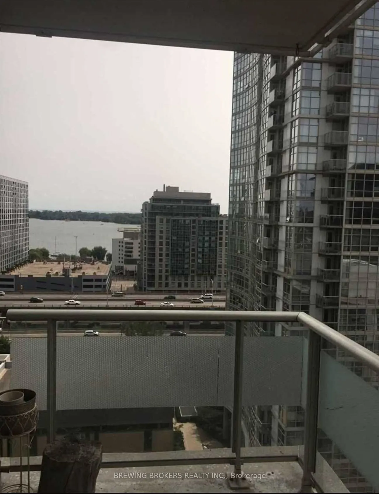 10 Navy Wharf Court, #1712