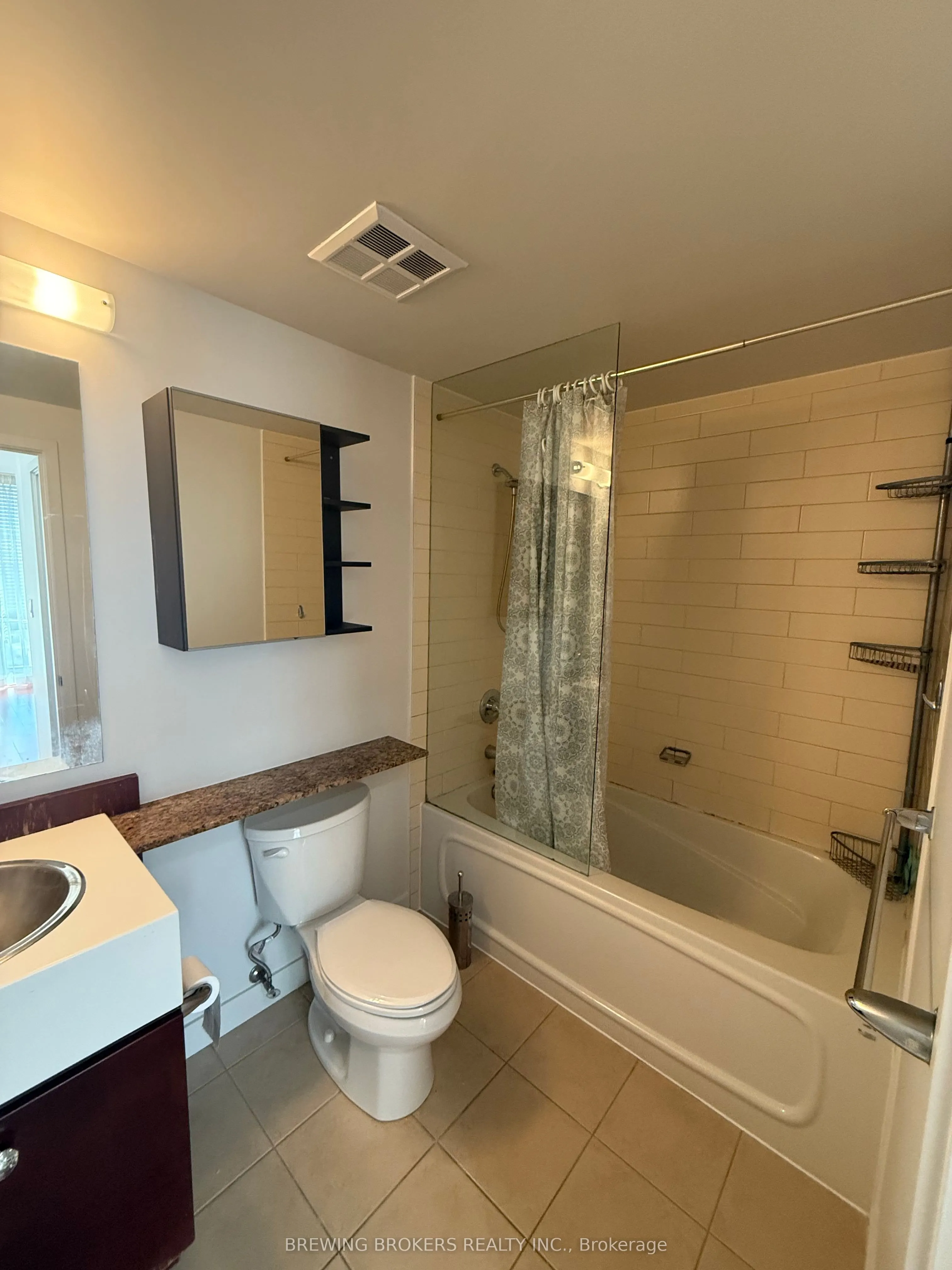 10 Navy Wharf Court, #1712