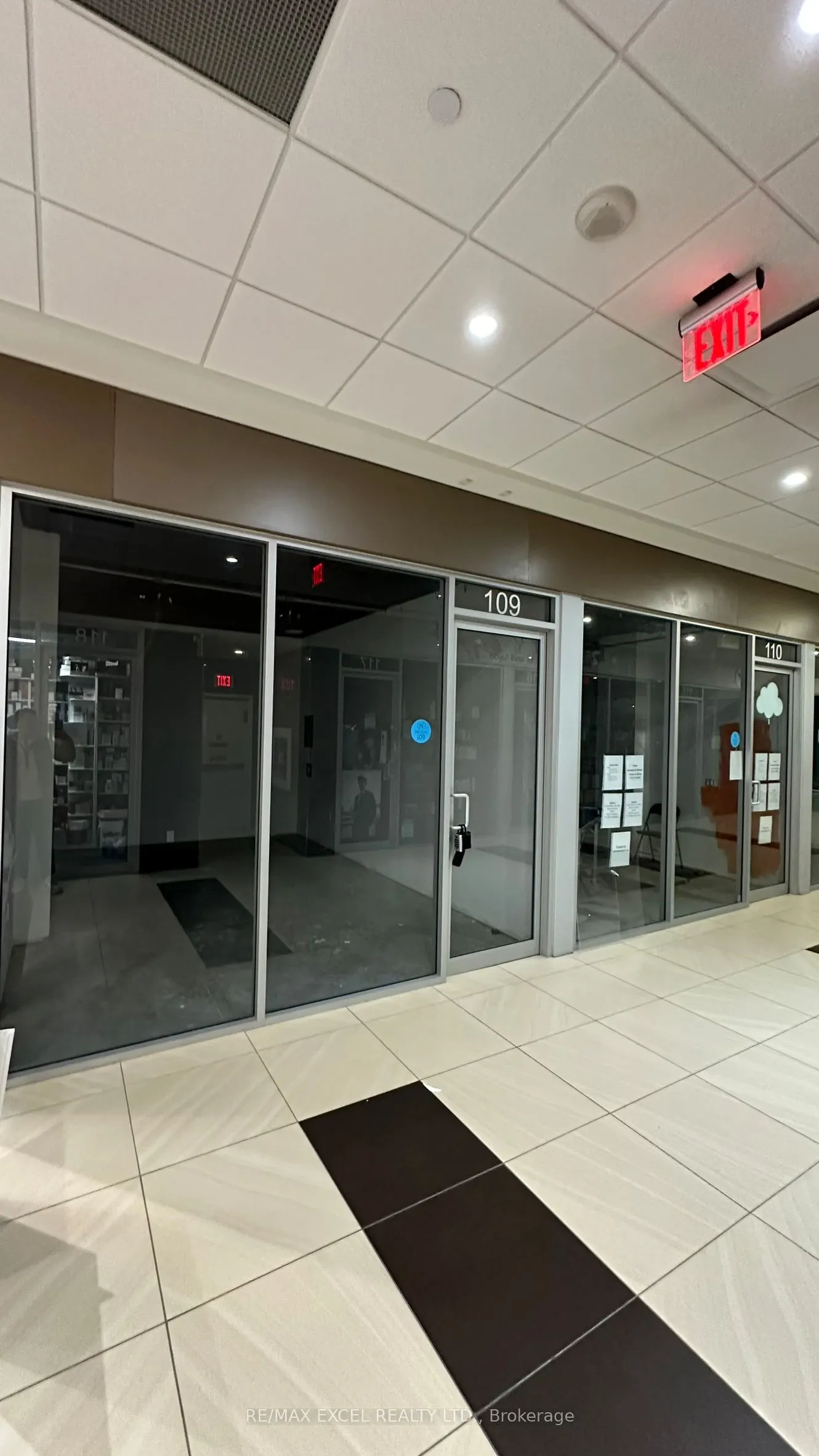 384 Yonge Street, #109