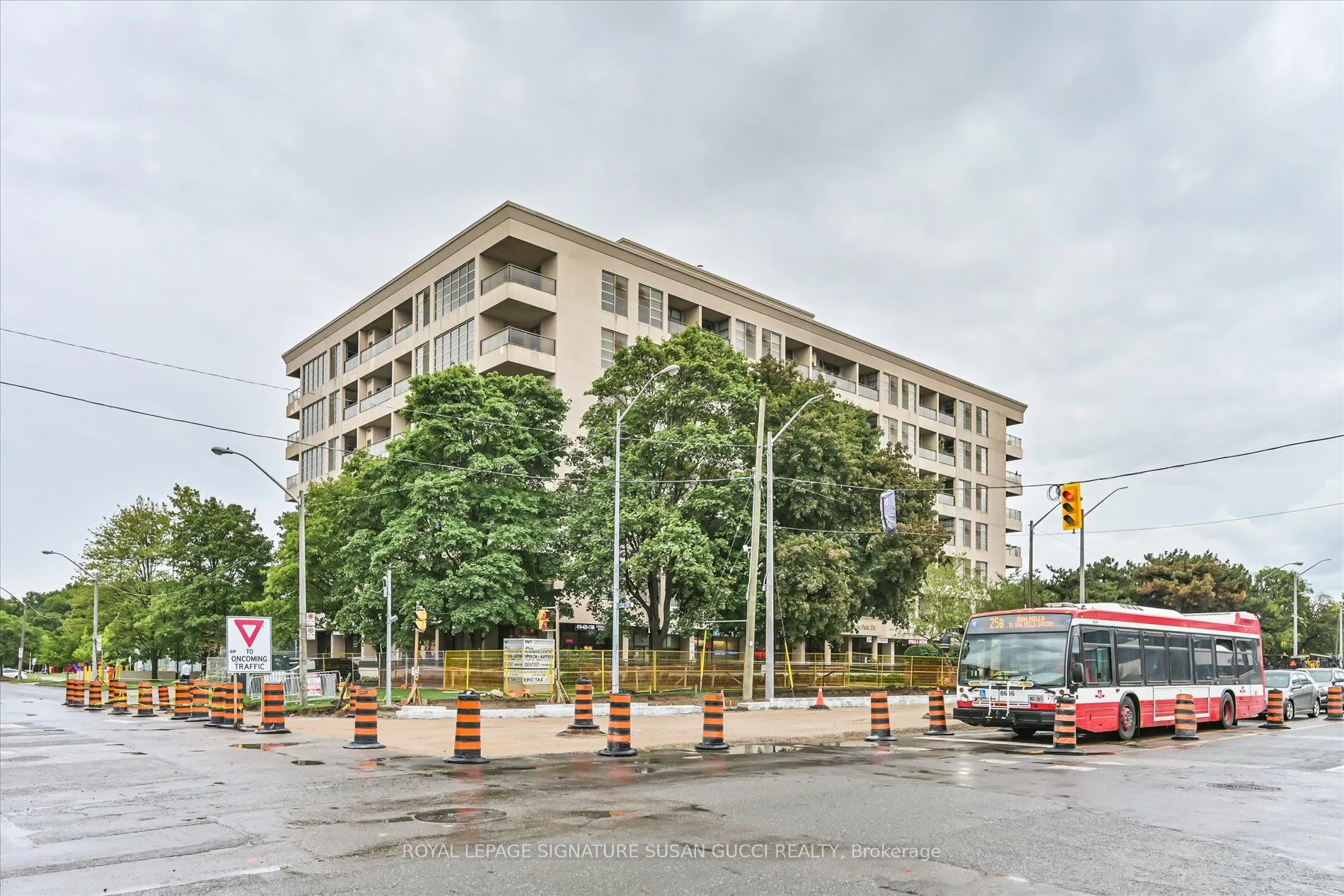 1 Leaside Park Drive, #616