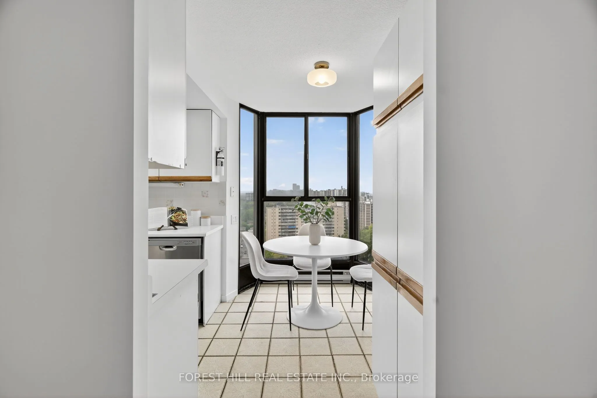 80 Antibes Drive, #1802