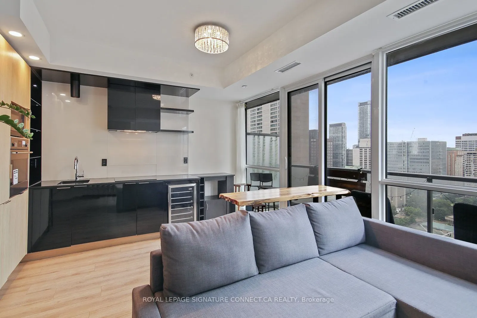 70 Temperance Street, #2602