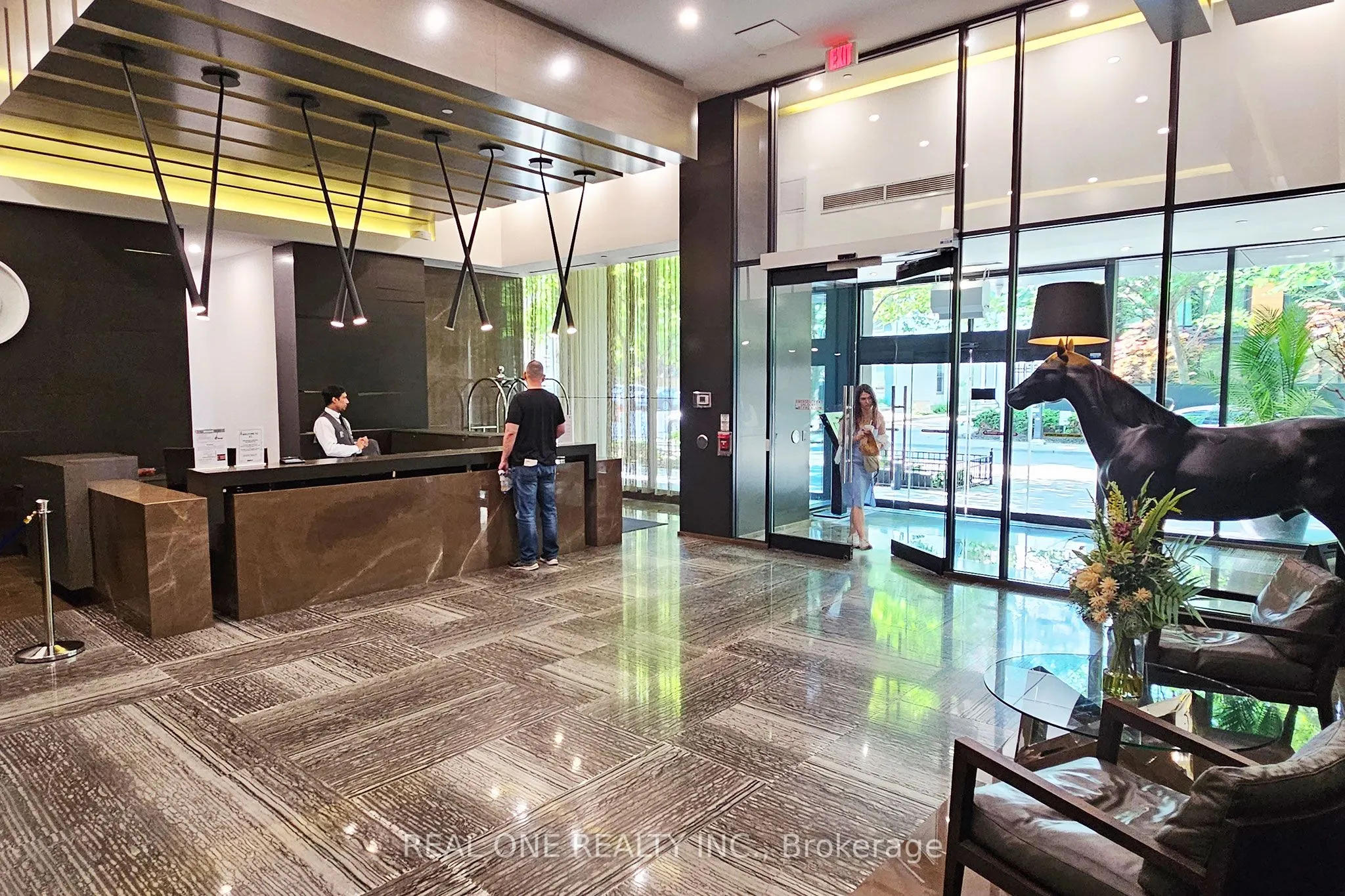 101 Charles Street E, #1801