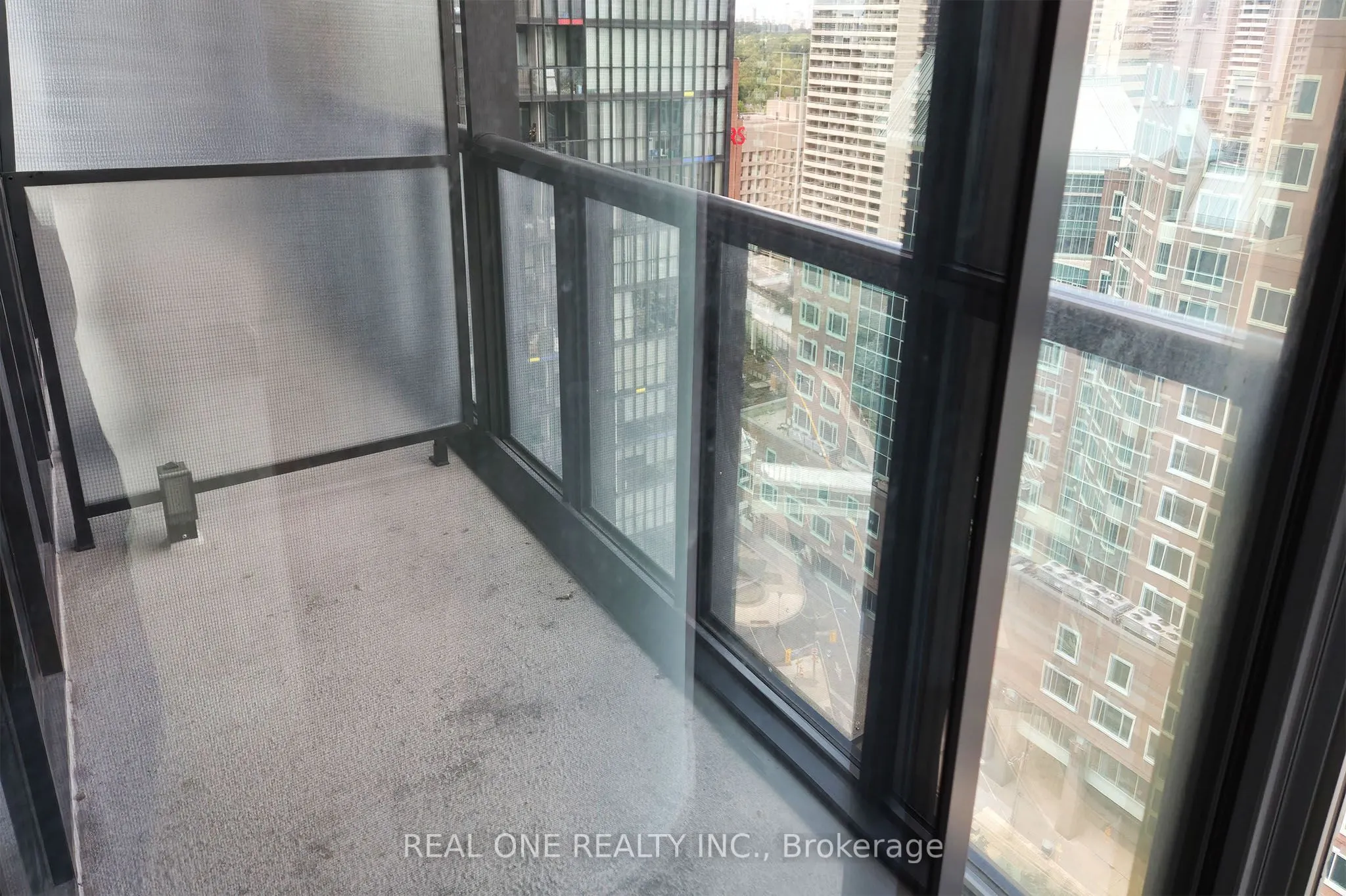 101 Charles Street E, #1801