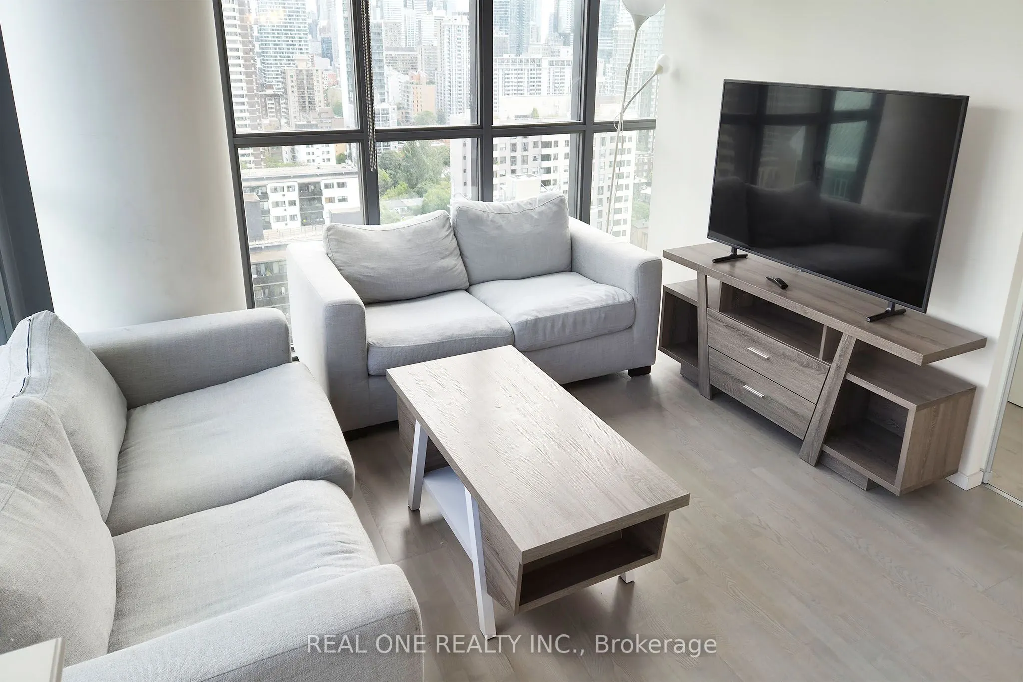 101 Charles Street E, #1801