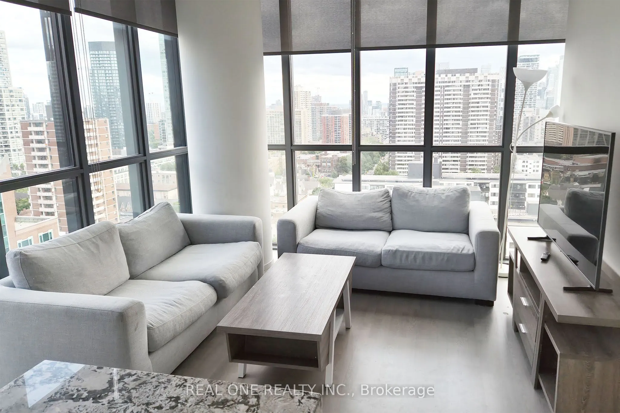 101 Charles Street E, #1801