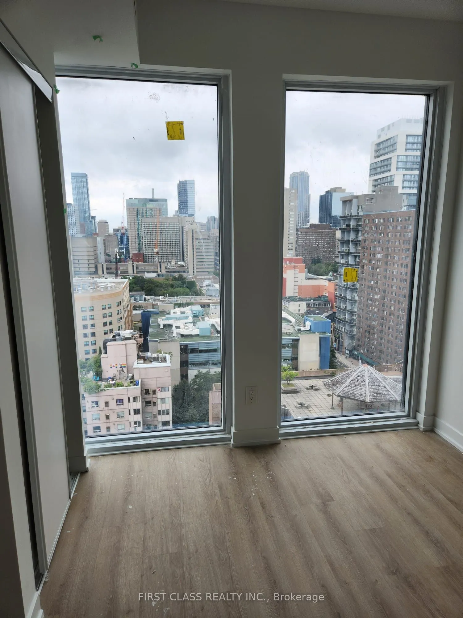 319 Jarvis Street W, #2105