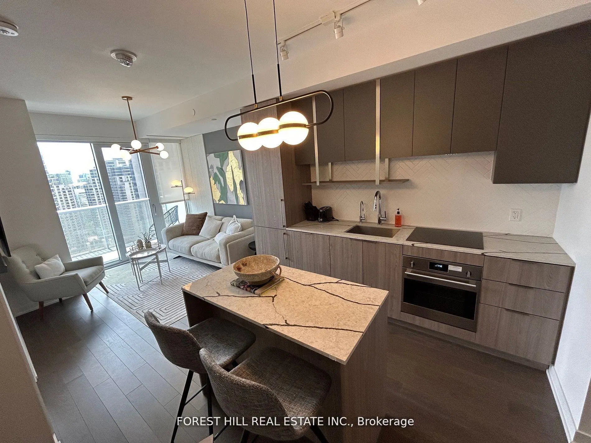 15 Holmes Avenue, #2112