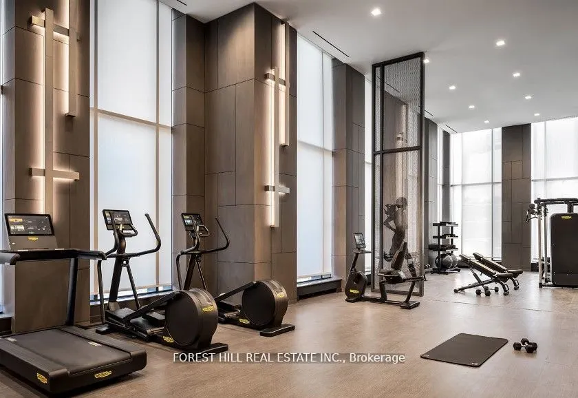 15 Holmes Avenue, #2112