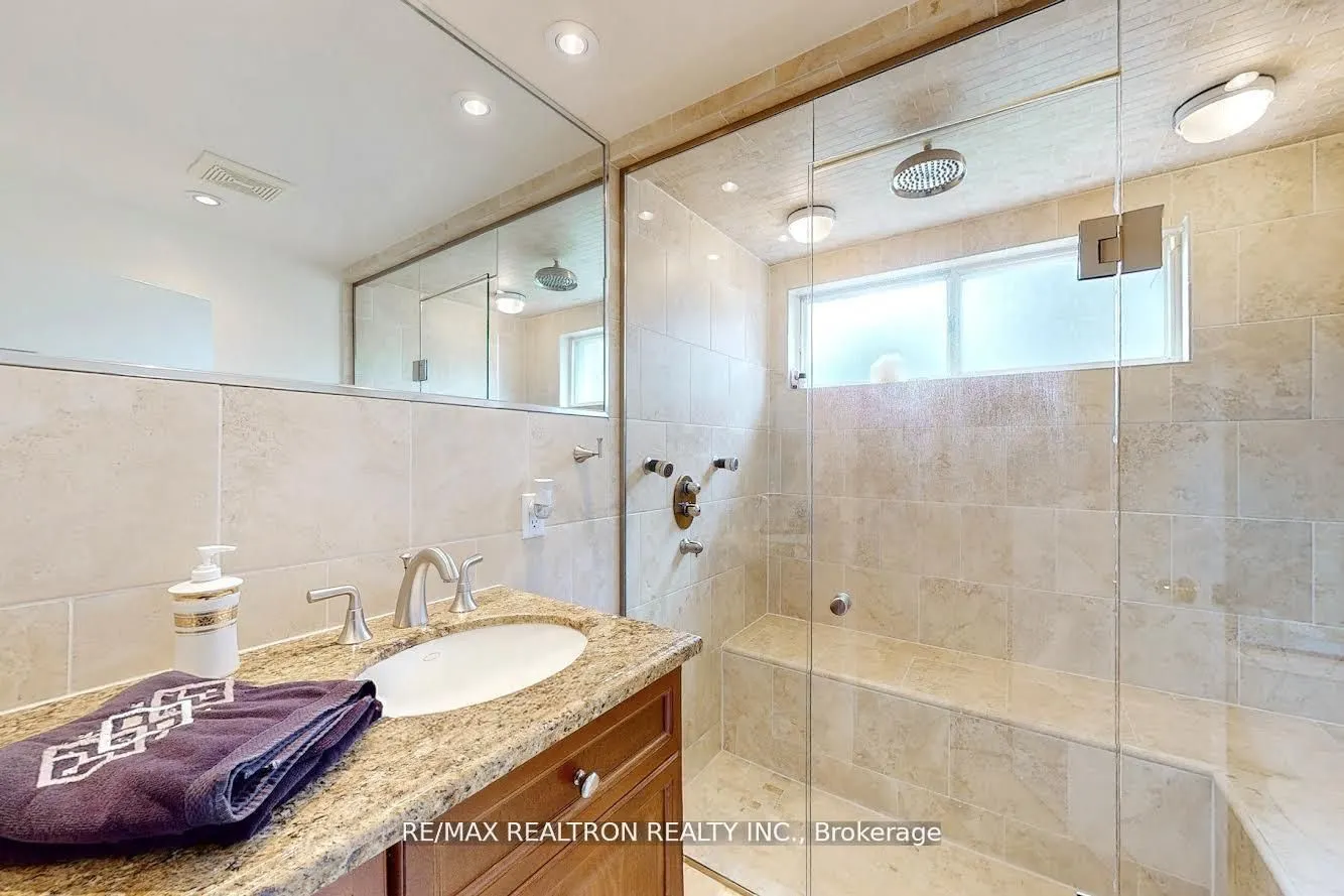 25 Cedar Springs Grove