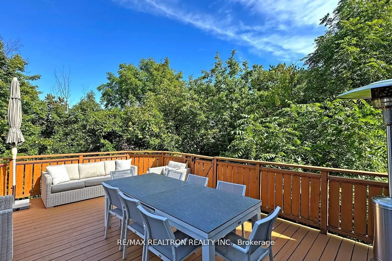 25 Cedar Springs Grove