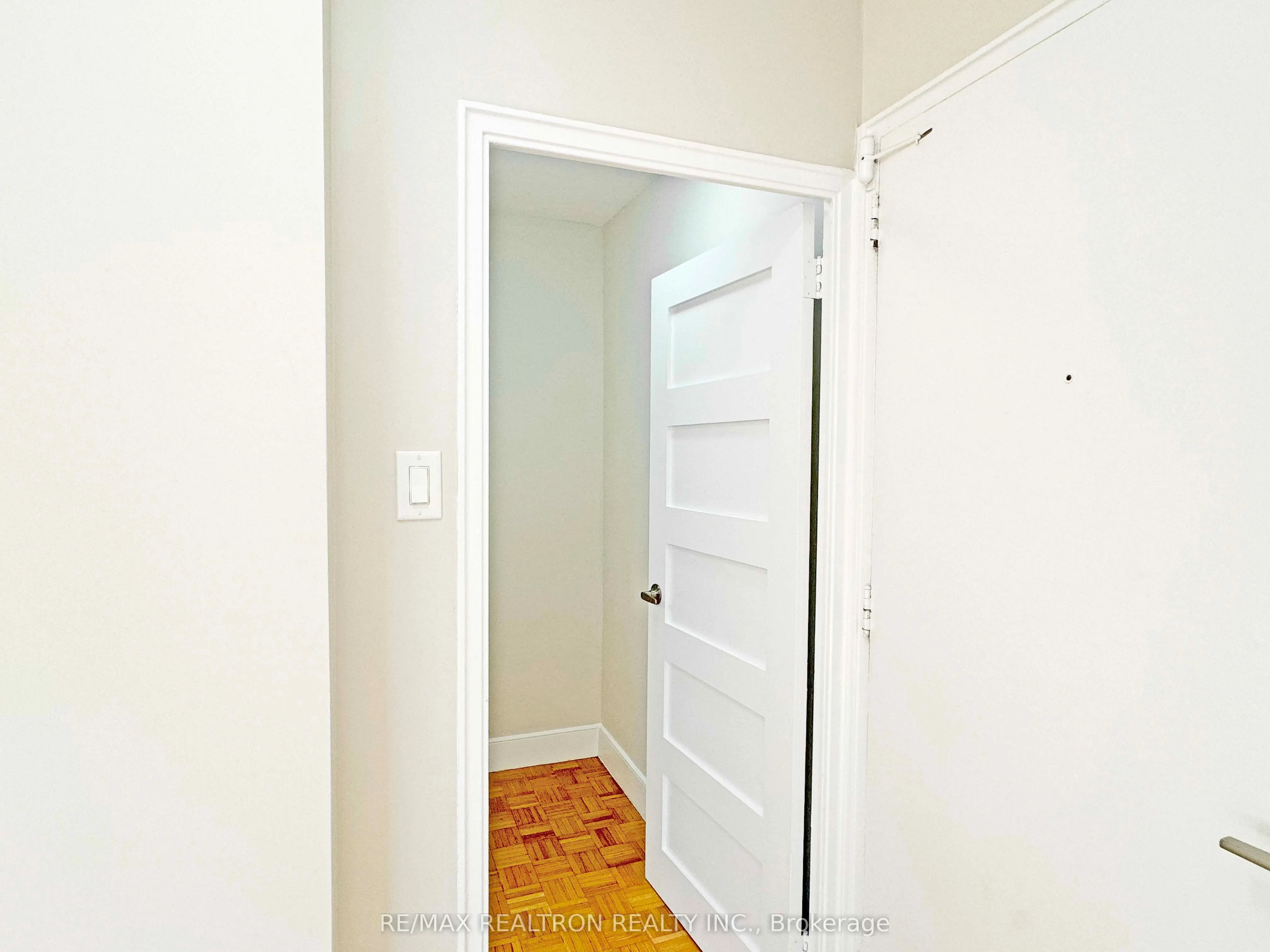 485 Huron Street, #204
