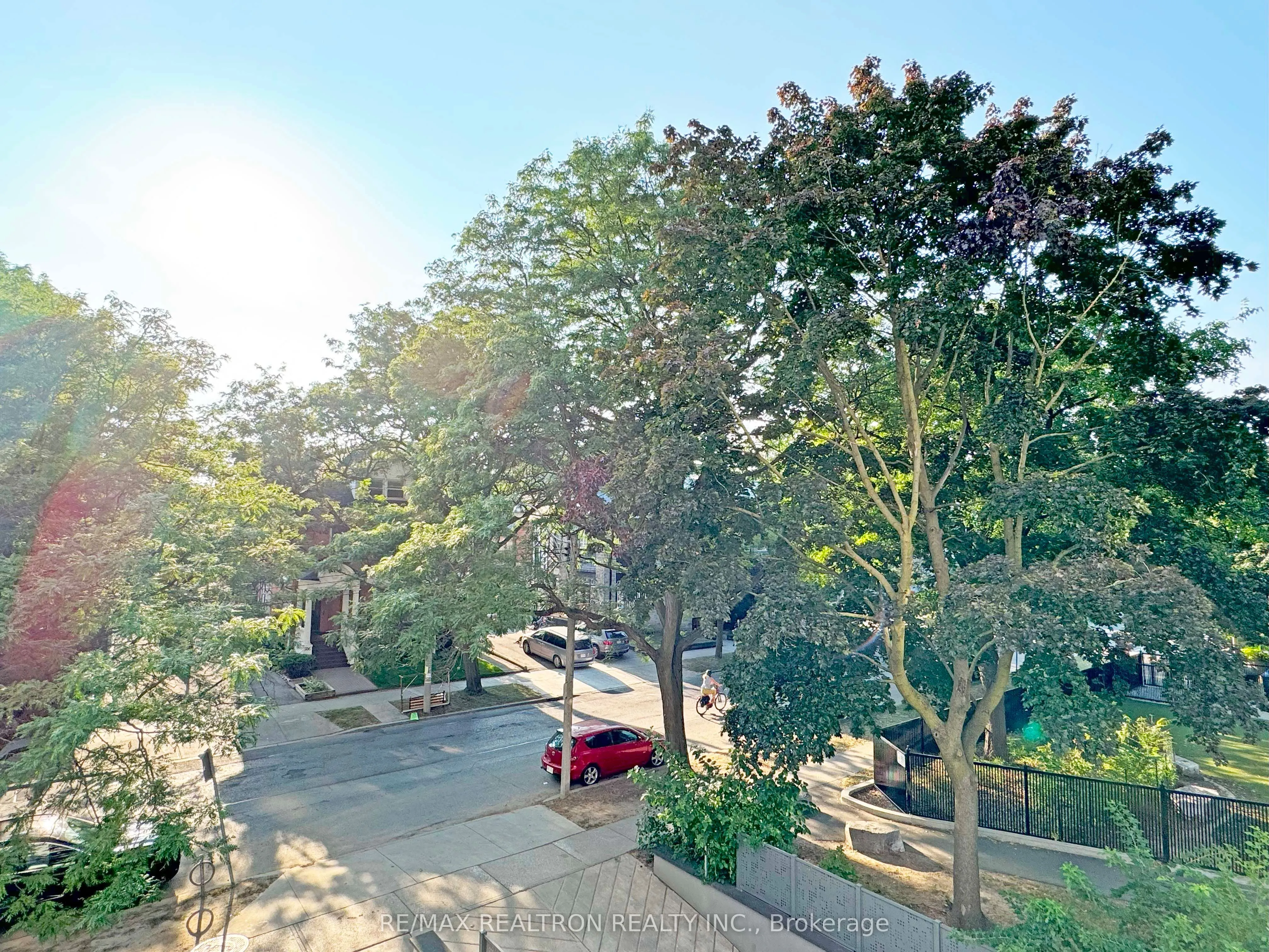 485 Huron Street, #204