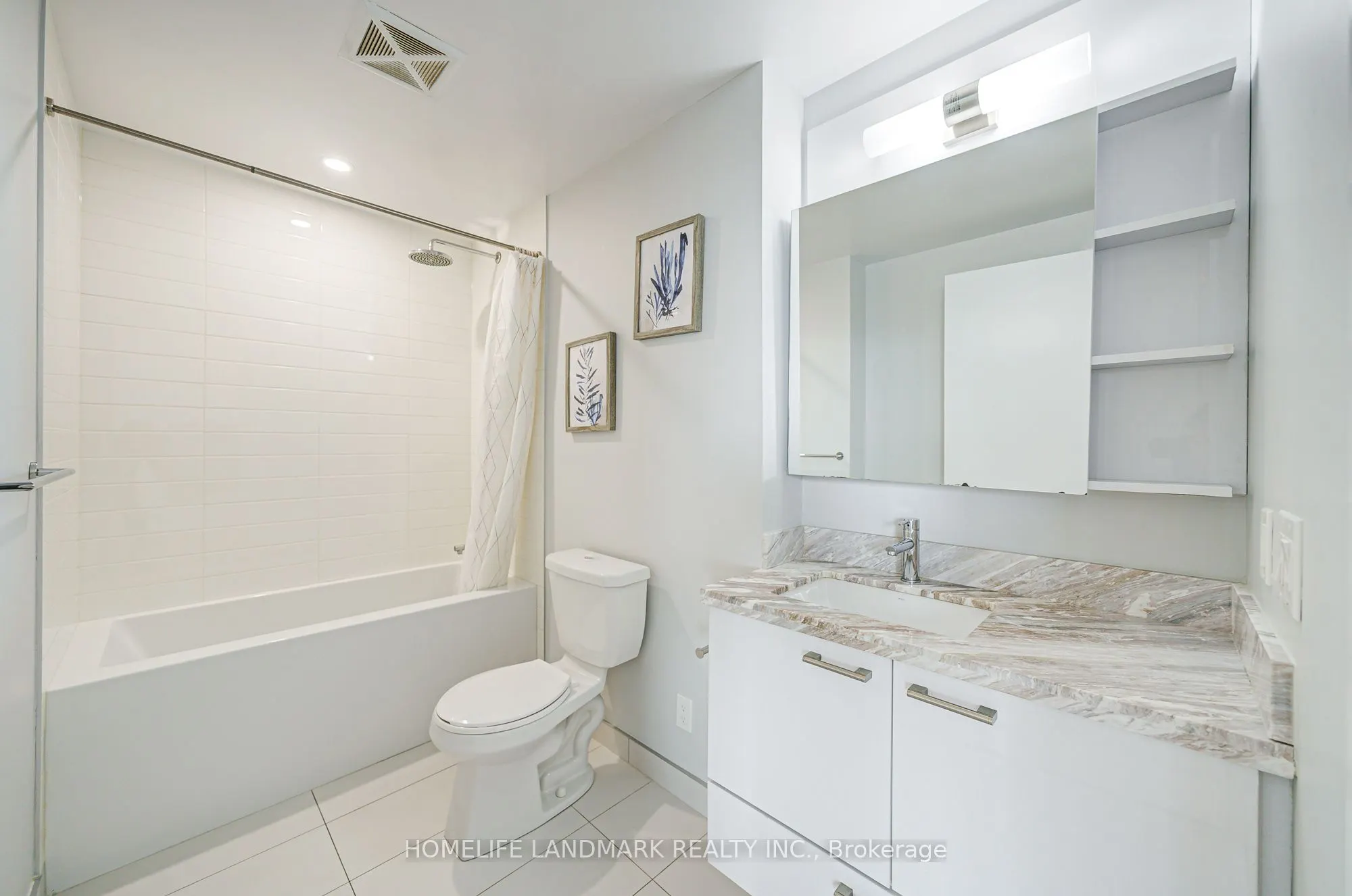 2221 Yonge Street, #2304