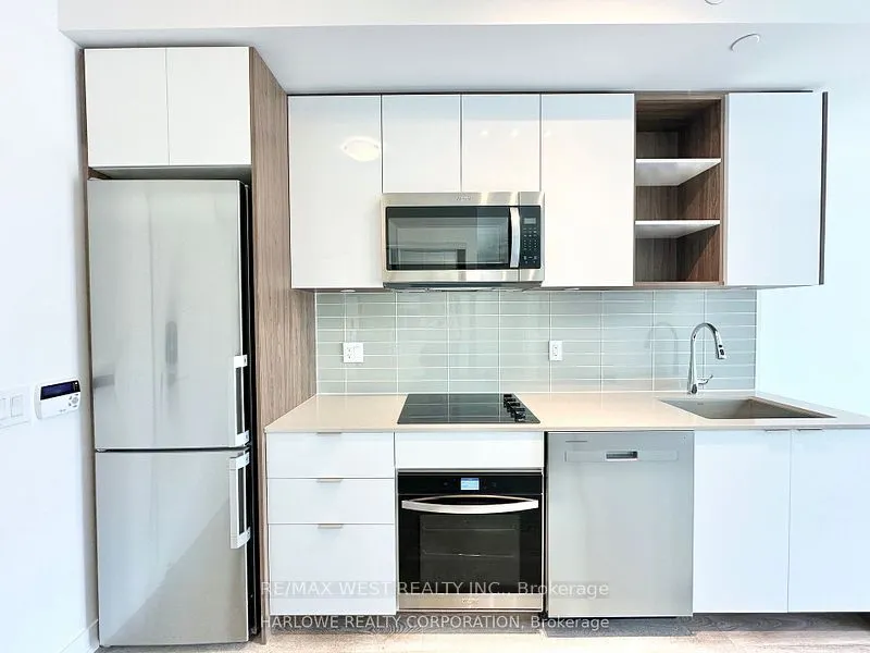 543 Richmond Street W, #616