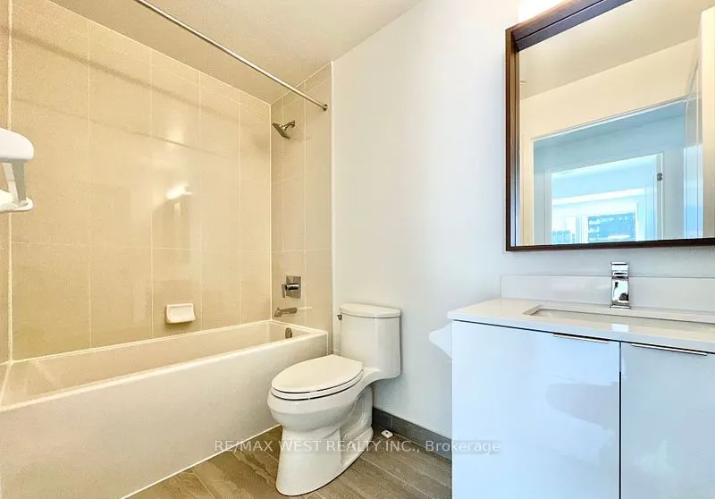 543 Richmond Street W, #616