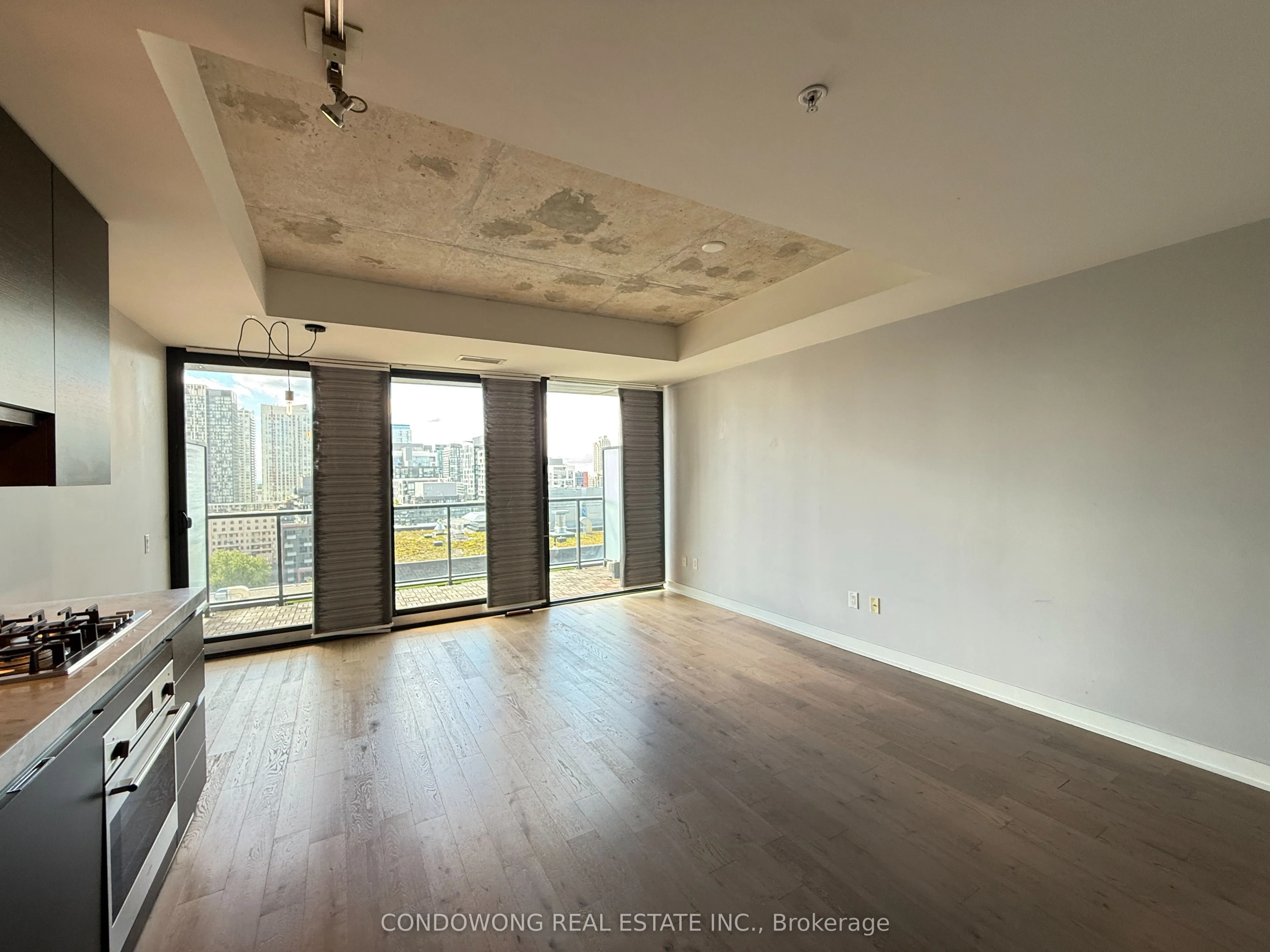 629 King Street W, #Ph1423