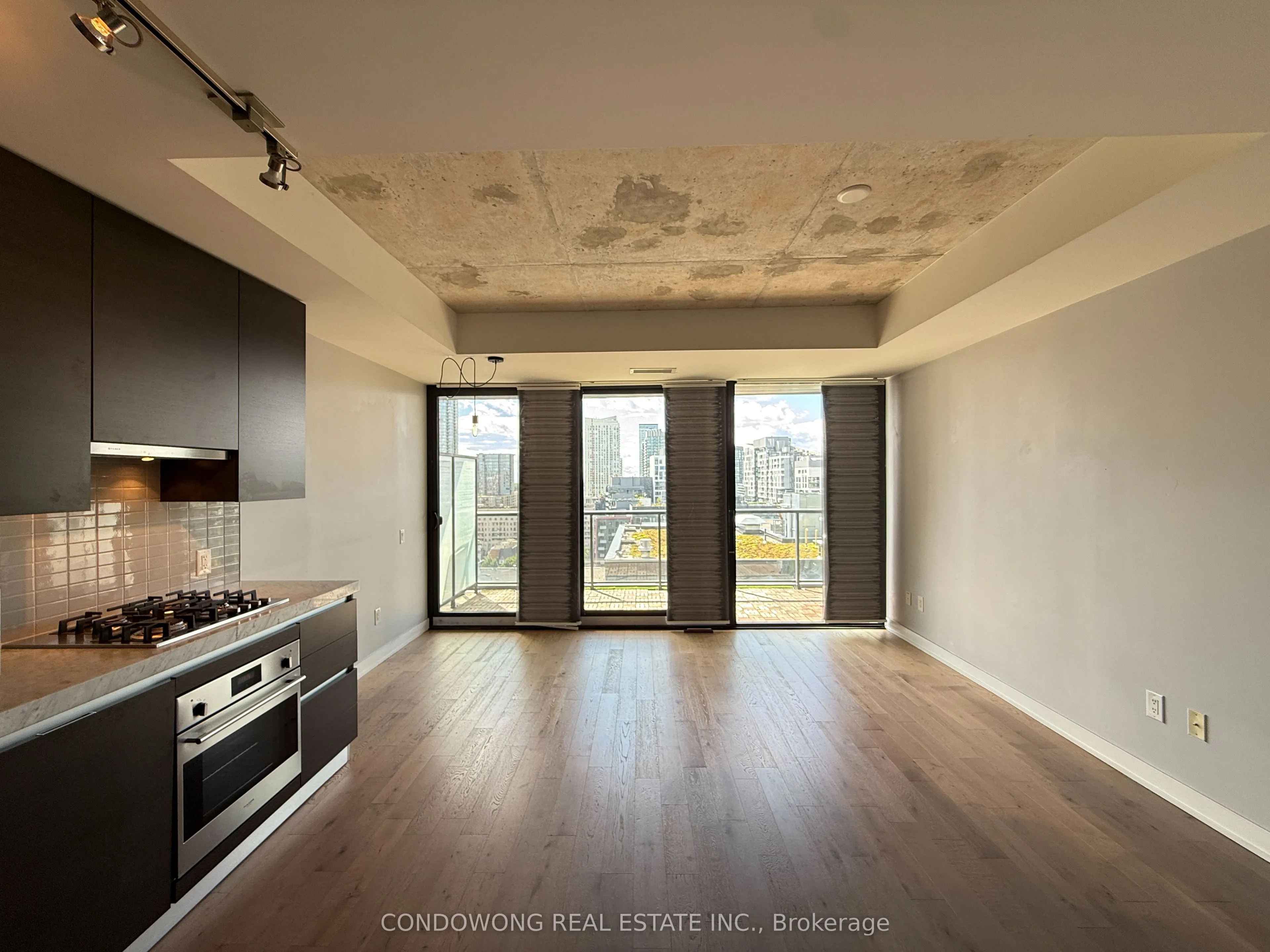 629 King Street W, #Ph1423