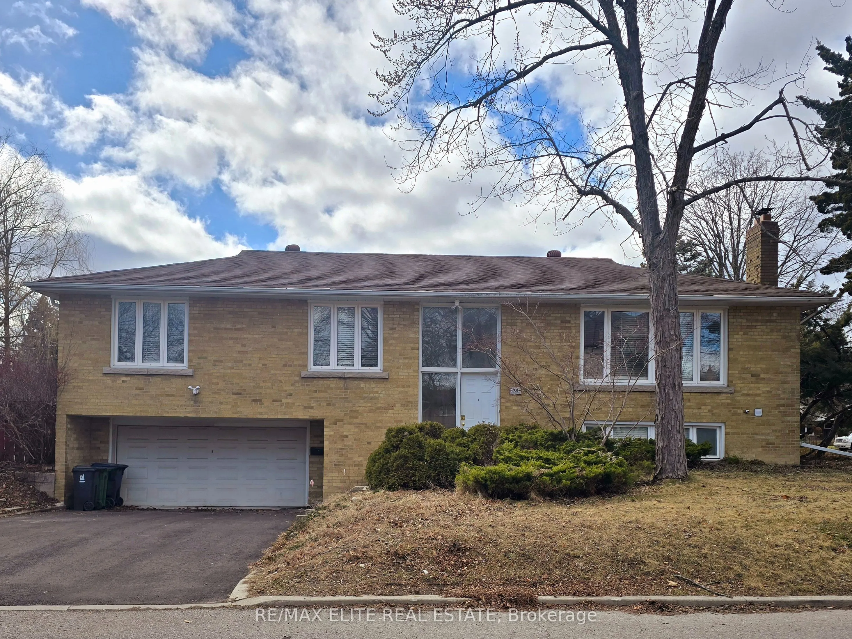 38 Ambrose Road, #Upper