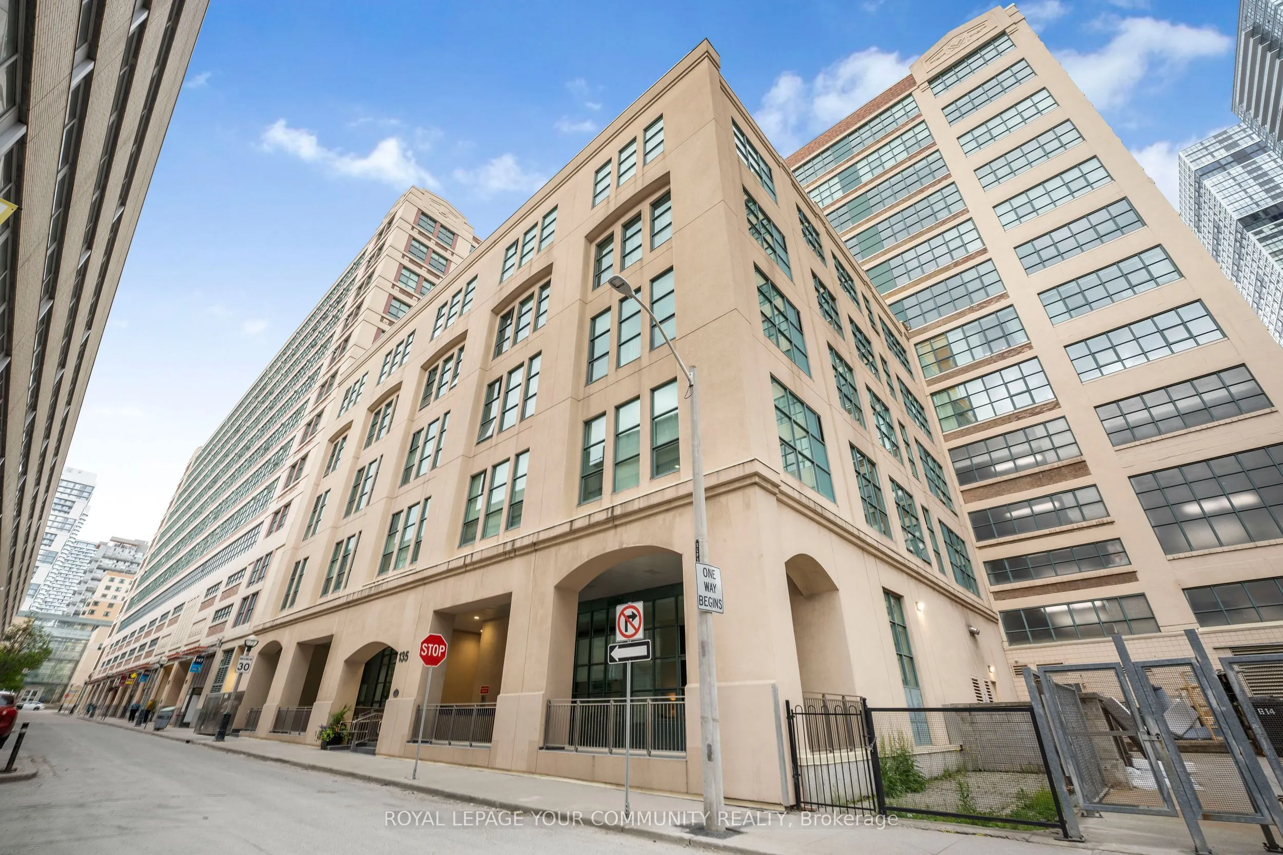 135 Dalhousie Street, #504