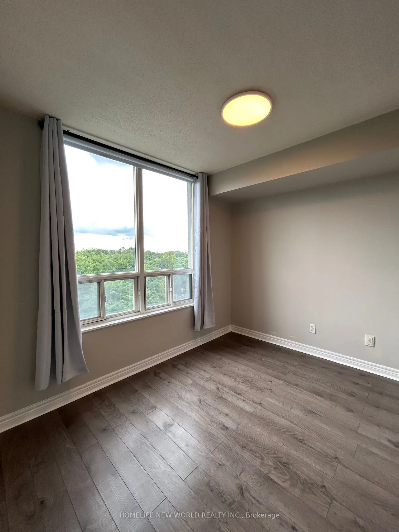28 Empress Avenue, #710