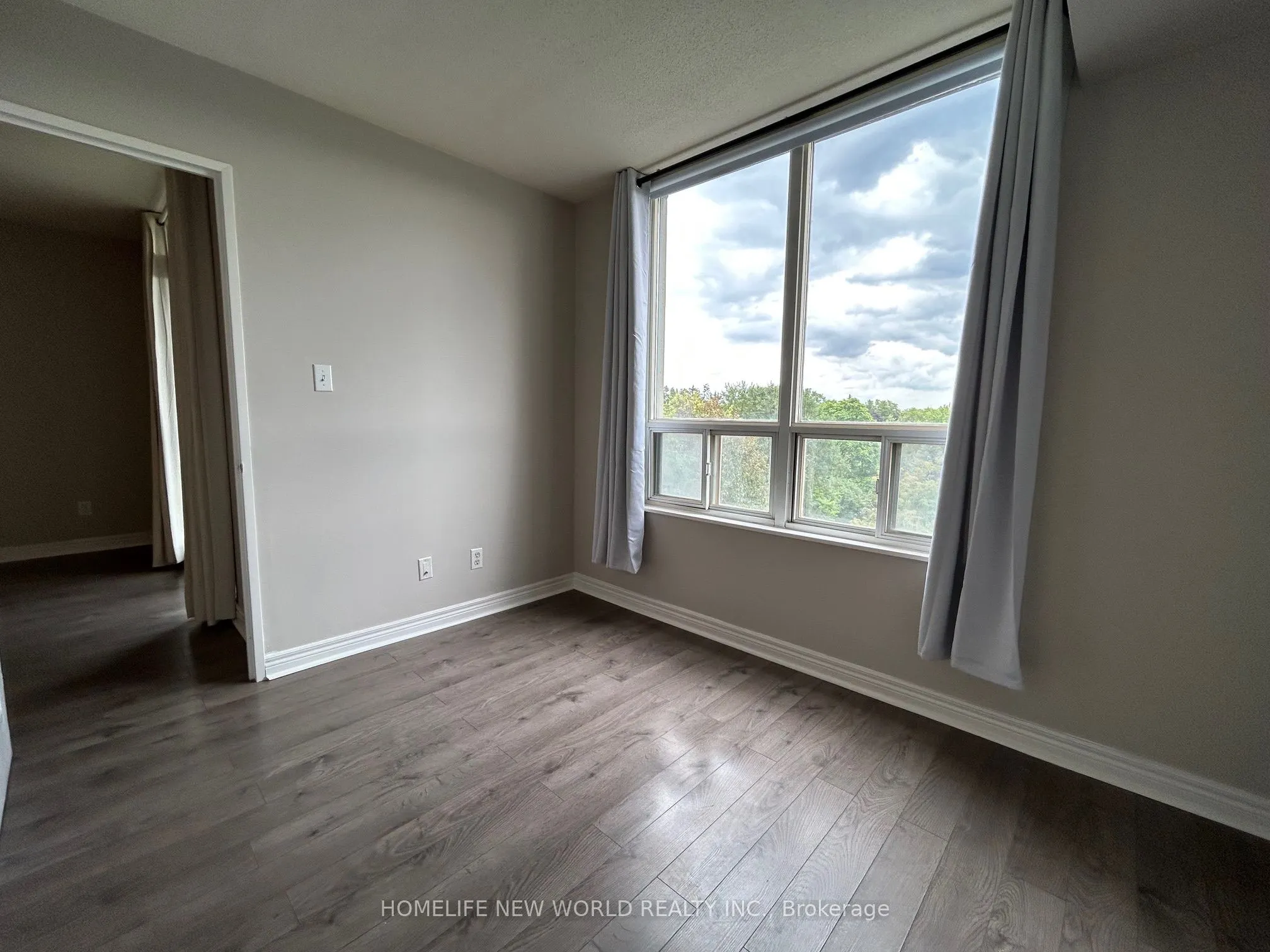 28 Empress Avenue, #710