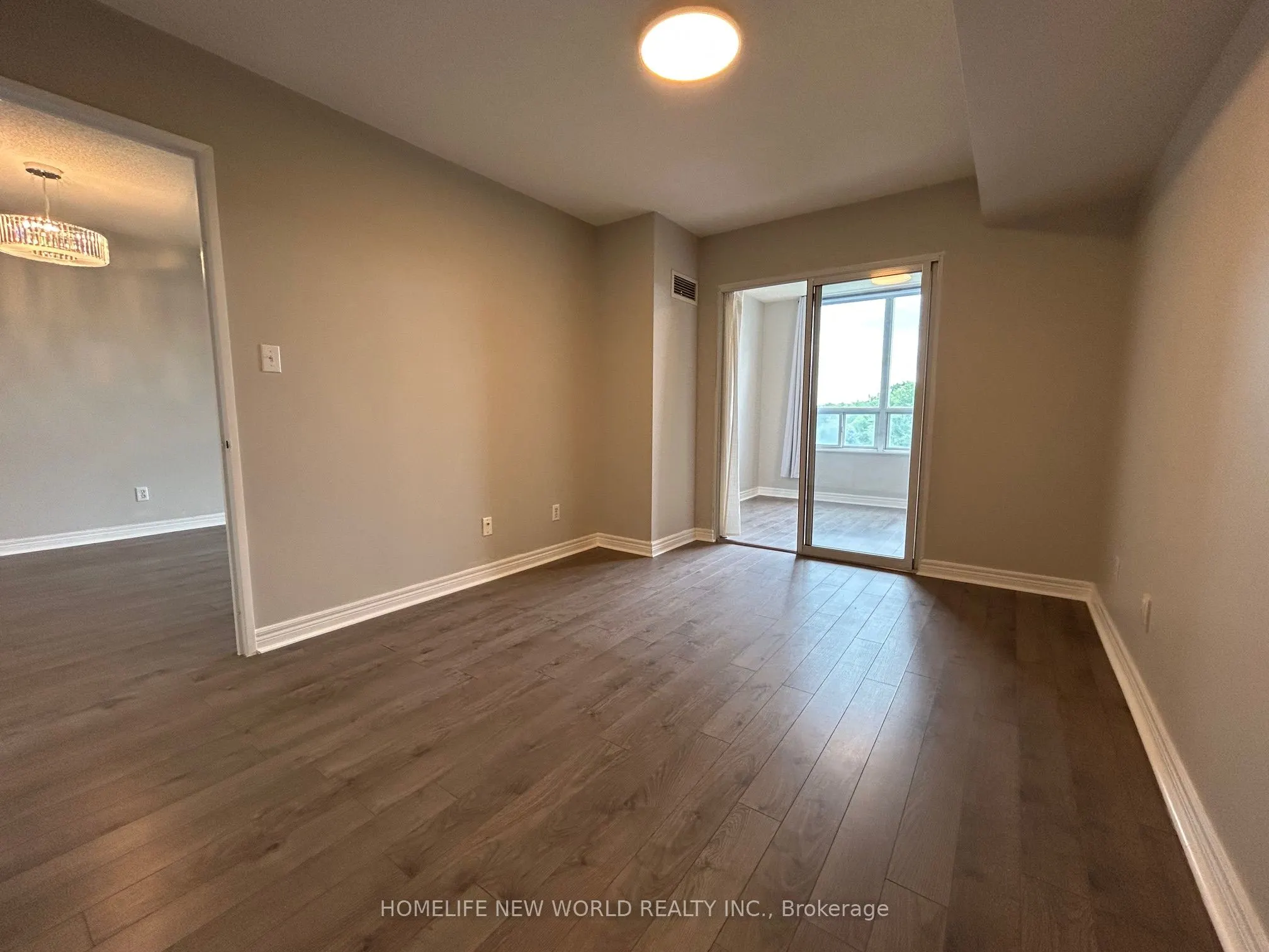 28 Empress Avenue, #710